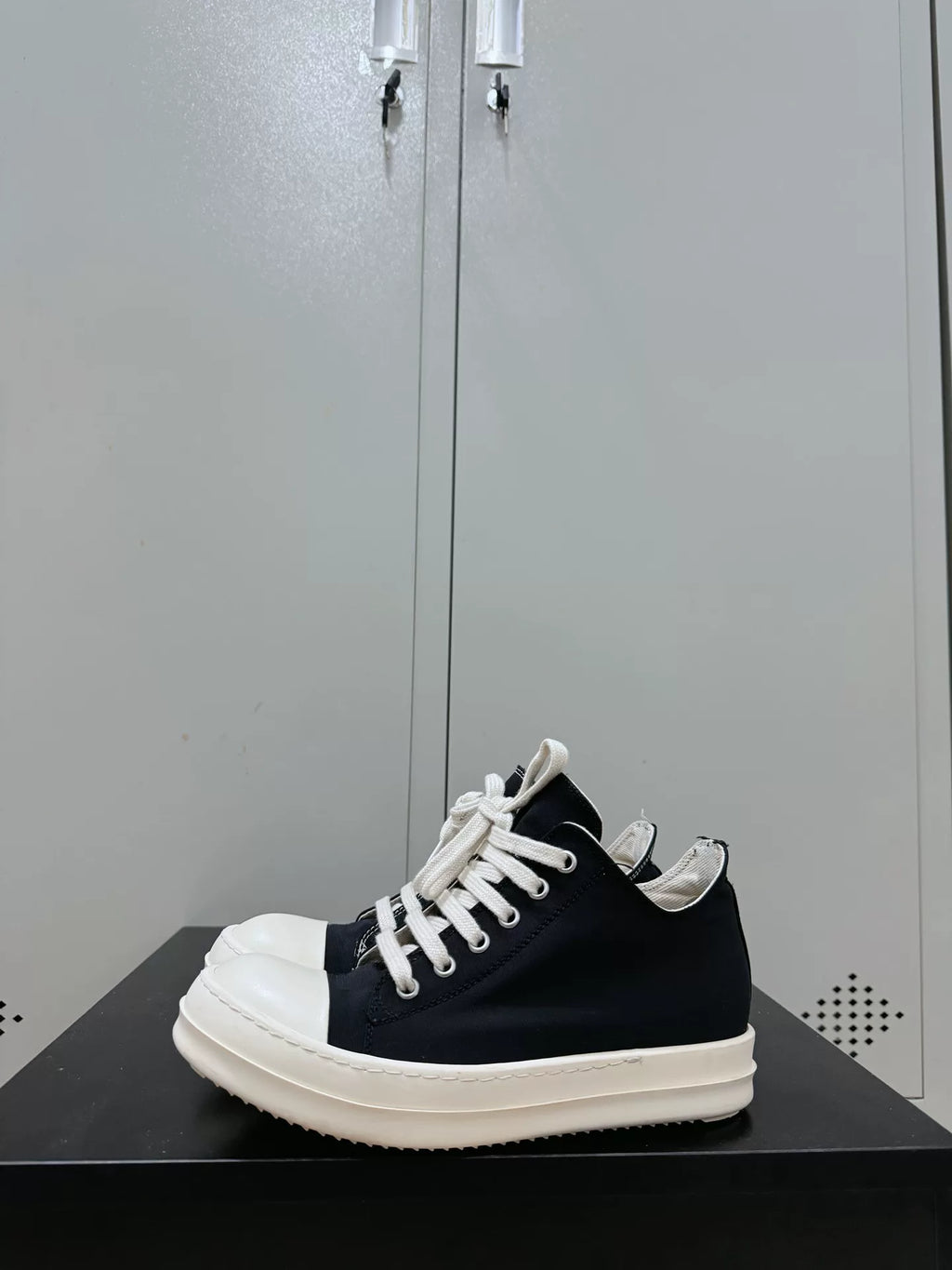 Rick Owens DRKSHDW lace-up low-top Sneakers | Black