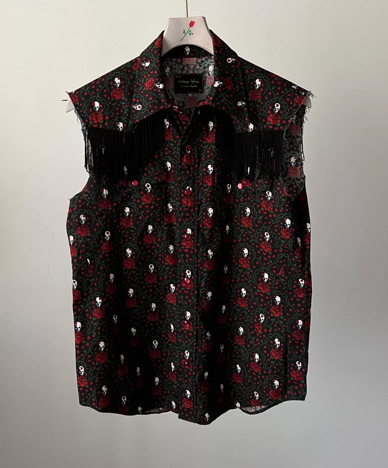 Number (N)ine 06SS Skull Rose sleeveless shirt