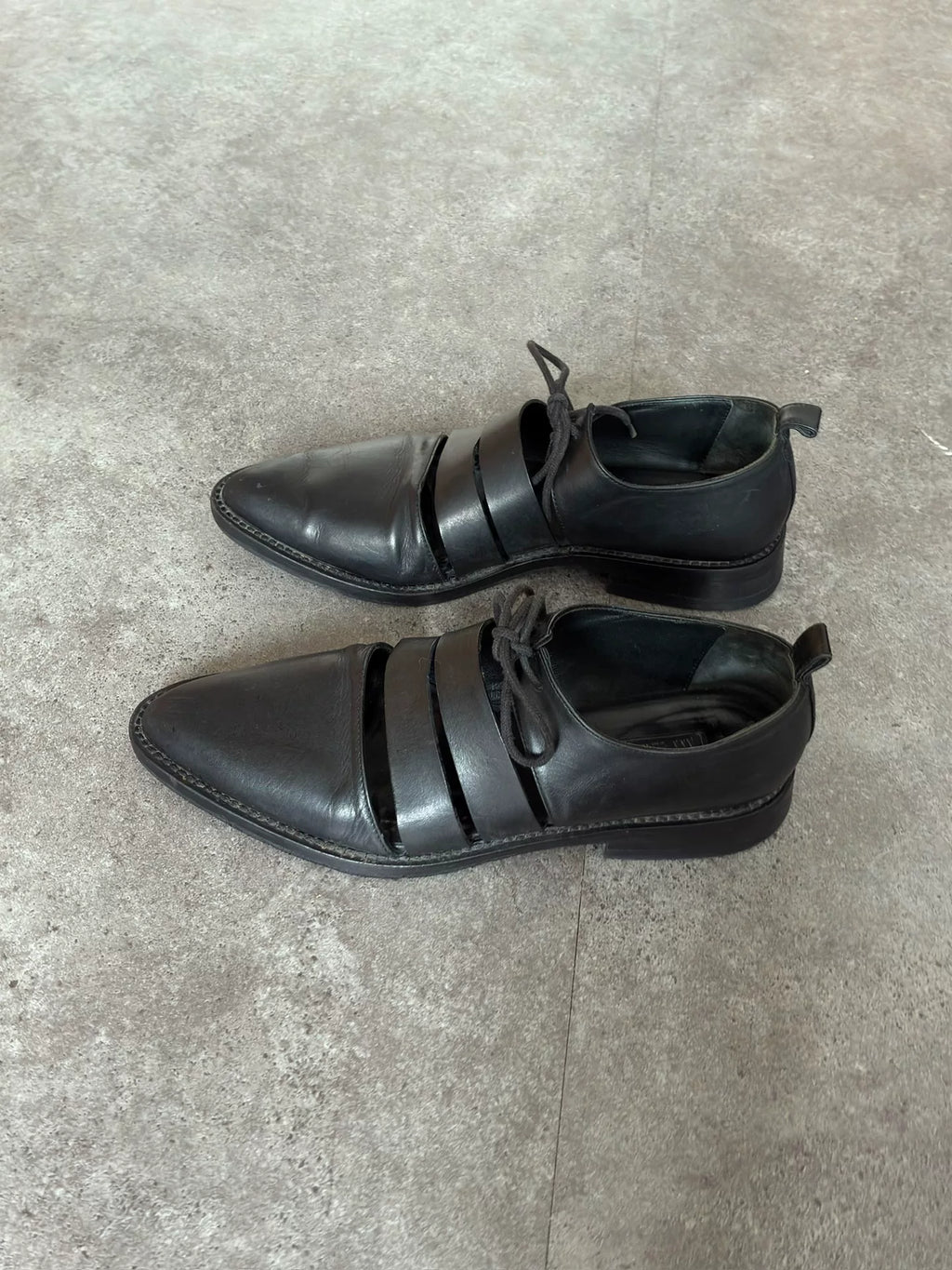 Ann Demeulemeester Pointed-Toe Derby Shoes