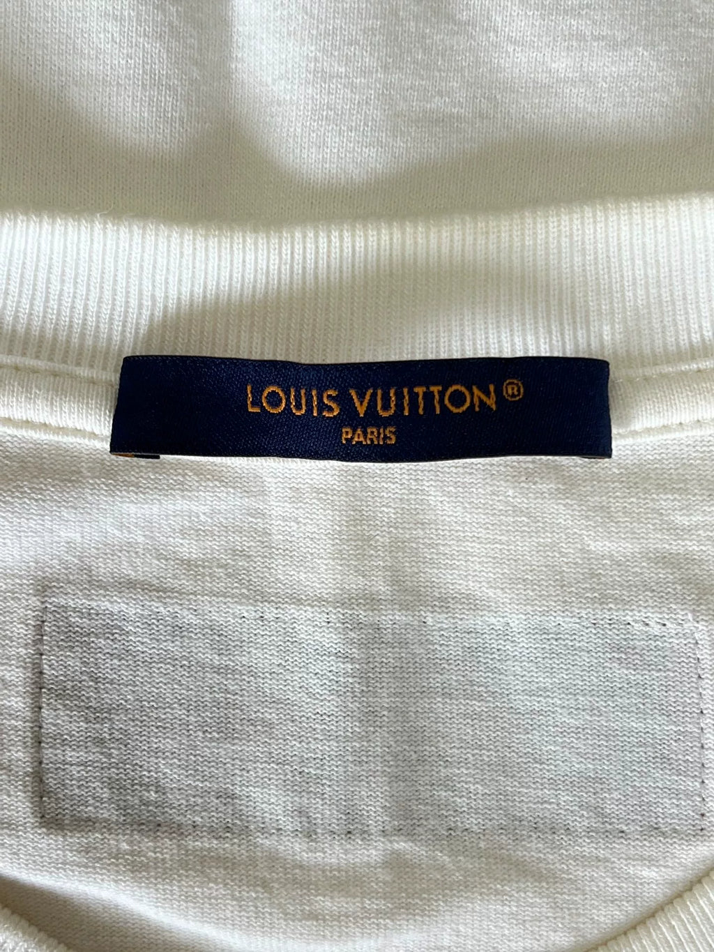 Louis Vuitton Men's T-Shirt Size