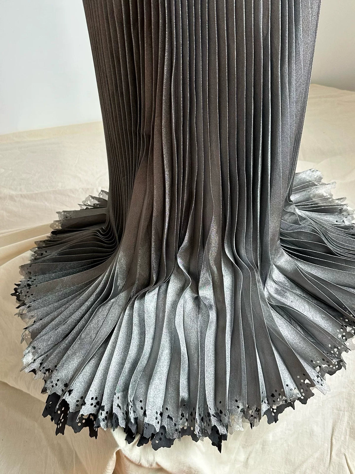 Issey Miyake mainline double-layer burnt distressed skirt