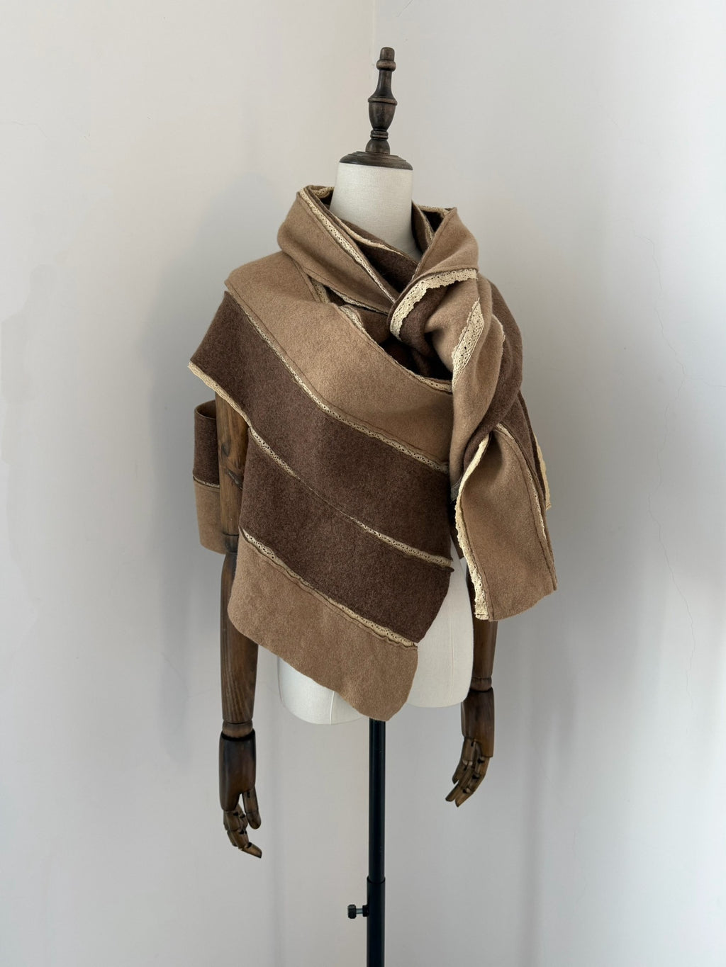 Comme Des Garcons Rei Kawakubo 2005 Tricot line deformed cape top
