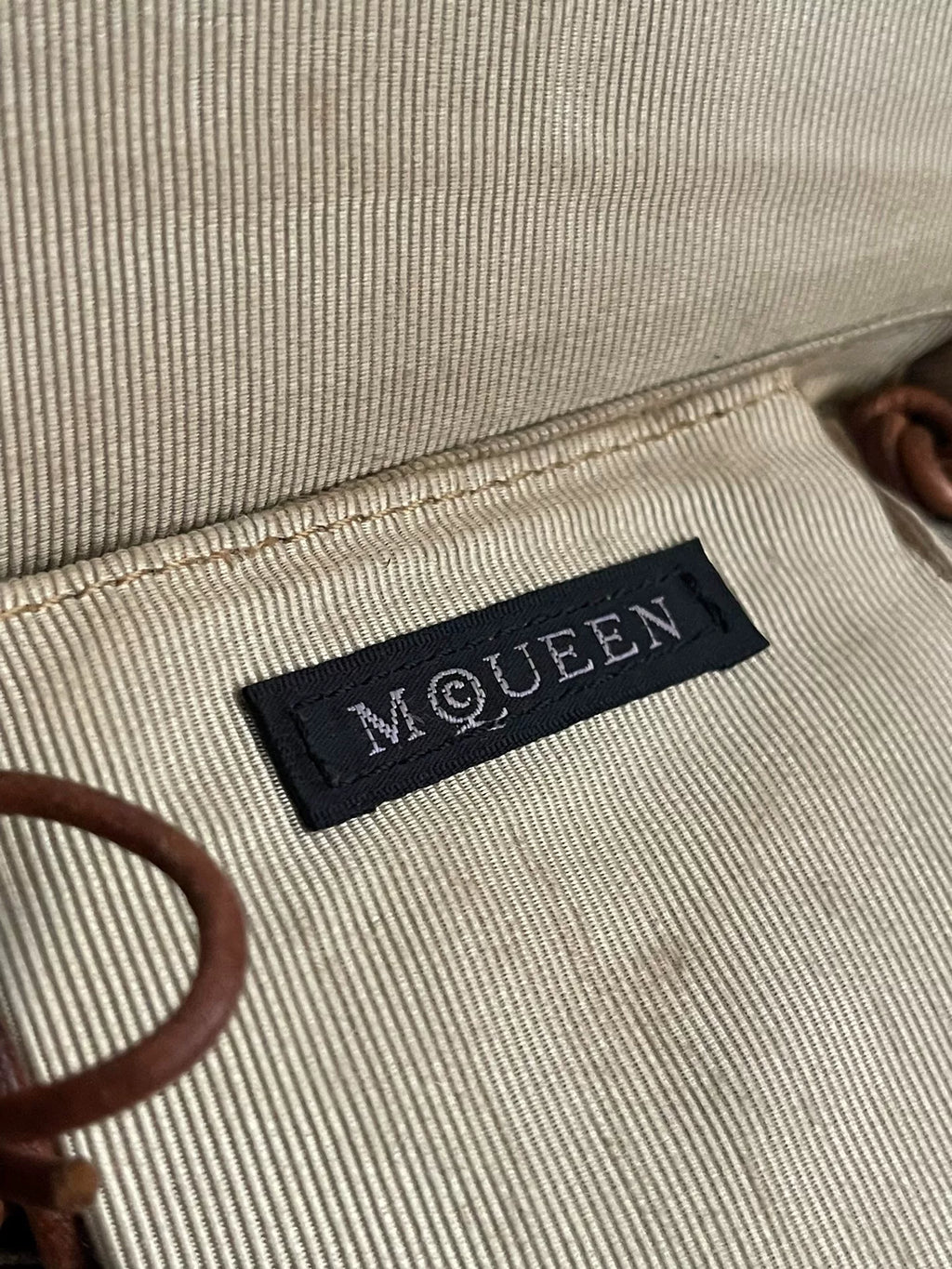 Alexander McQueenOriginal Bamboo‑Pattern Leather Shoulder Bag