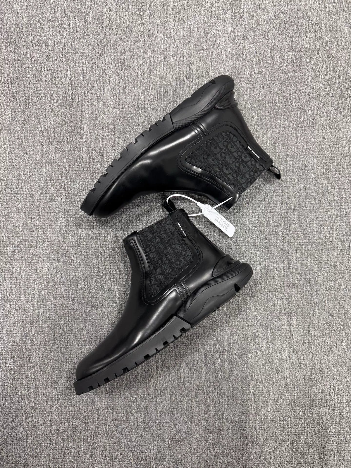 Dior Classic Logo Print Leather Chelsea Boots