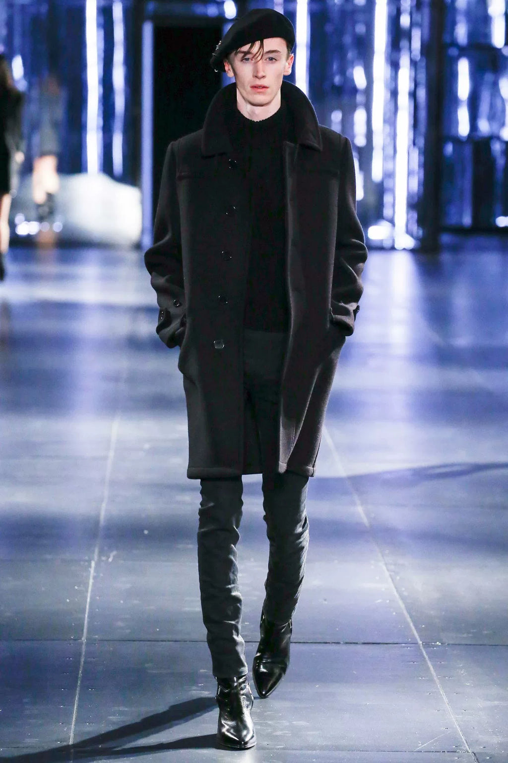 Saint Laurent Slp15fw Black Single-Breasted Wool Coat