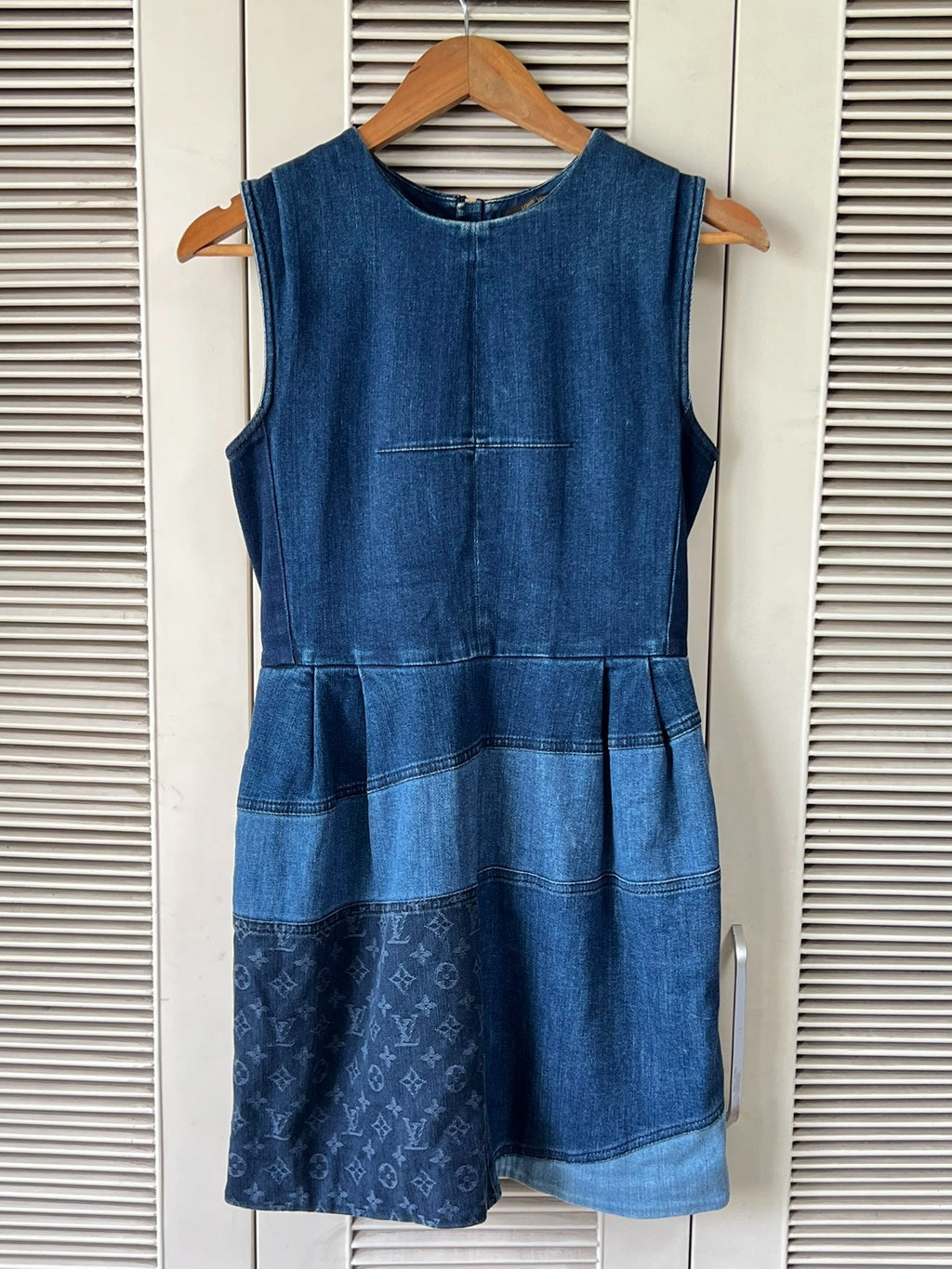Louis Vuitton women's skirt