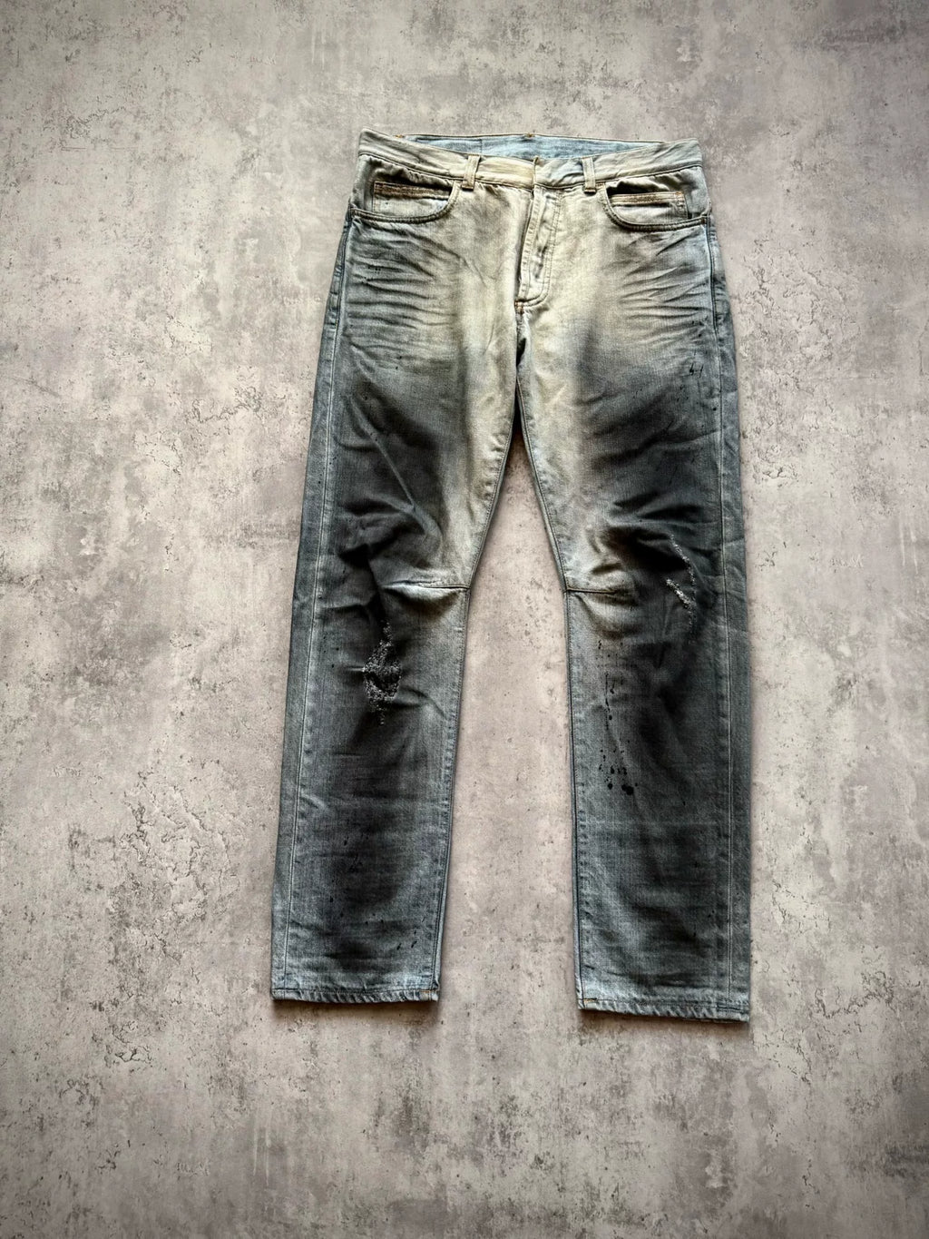 Balmain Paris 11SS Ice Blue Wash Ghost‑claw Oil‑stain Splatter Curved Denim Pants by Christophe Decarnin