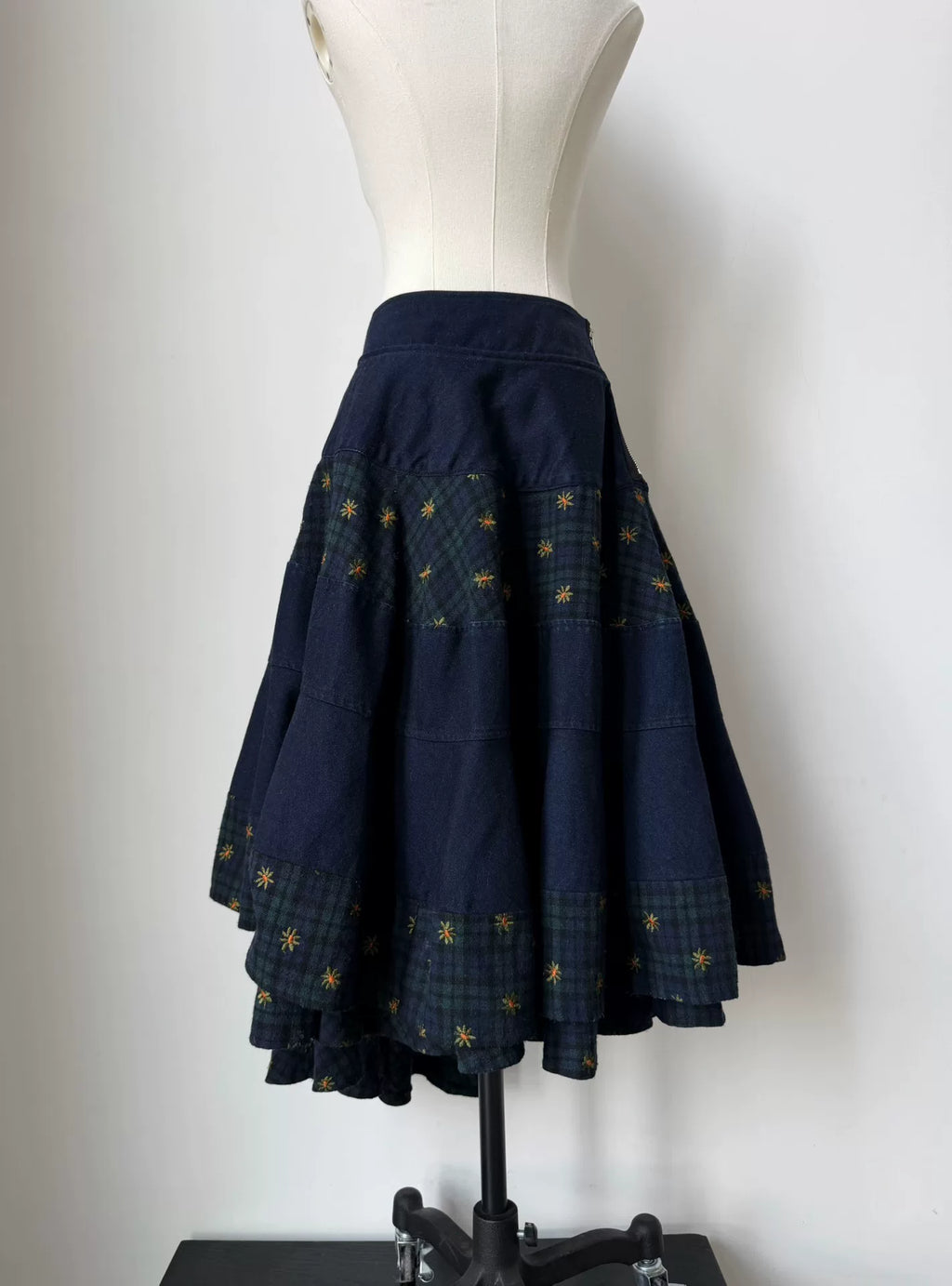 Comme Des Garcons Rei Kawakubo 2017 Tricot line patchwork embroidered skirt
