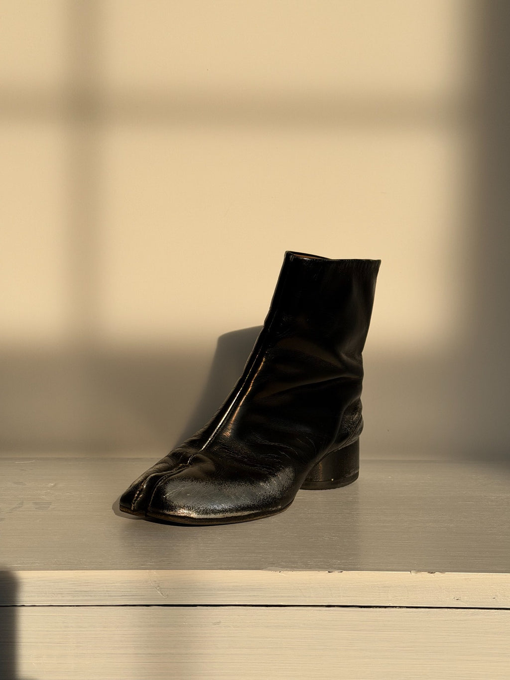 Maison Margiela Color Wash Leather Tabi Shoes