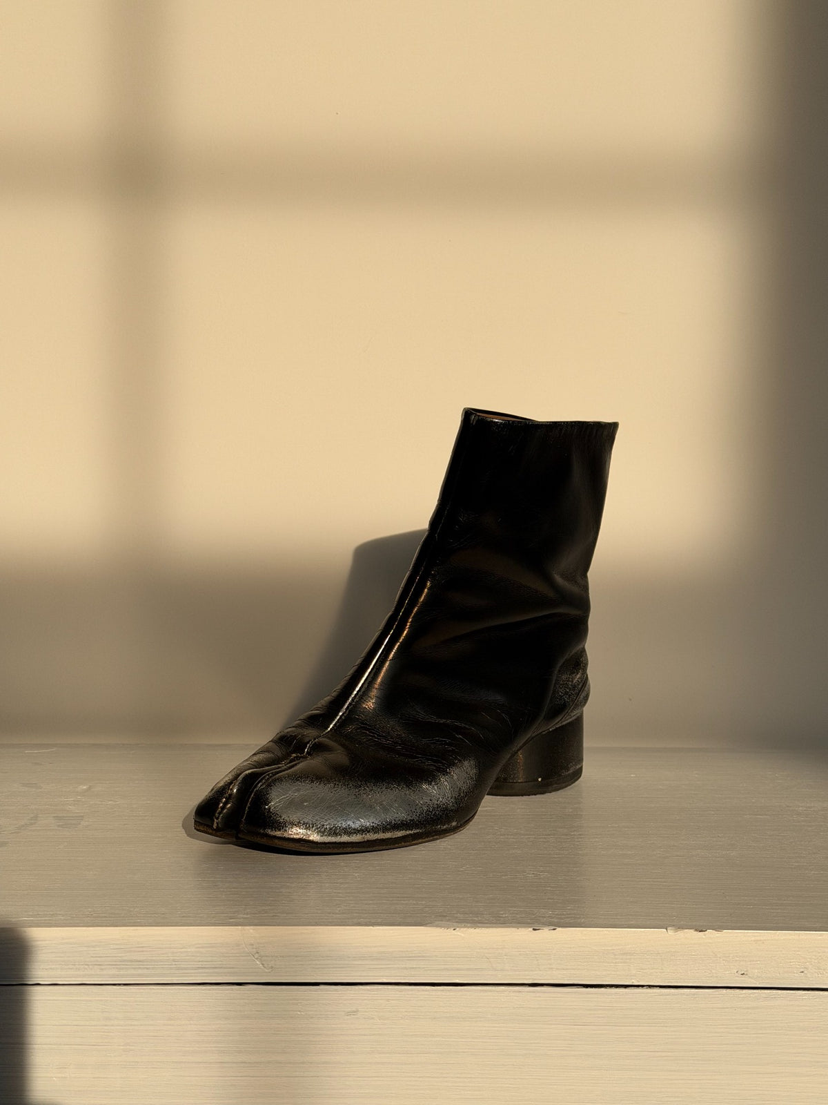 Maison Margiela Color Wash Leather Tabi Shoes