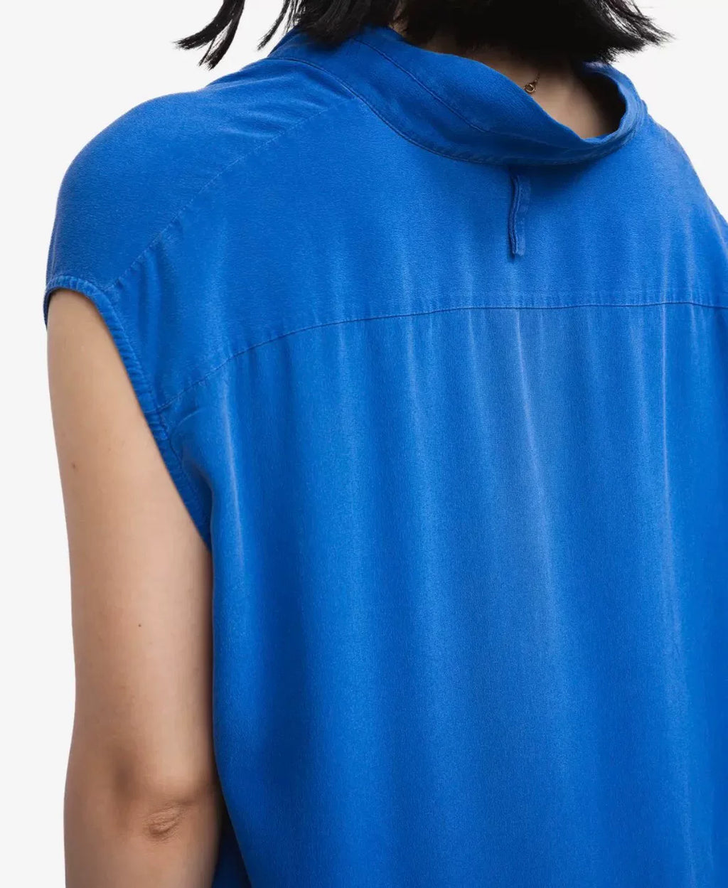 HERMES Silk V-Neck Sleeveless Shirt