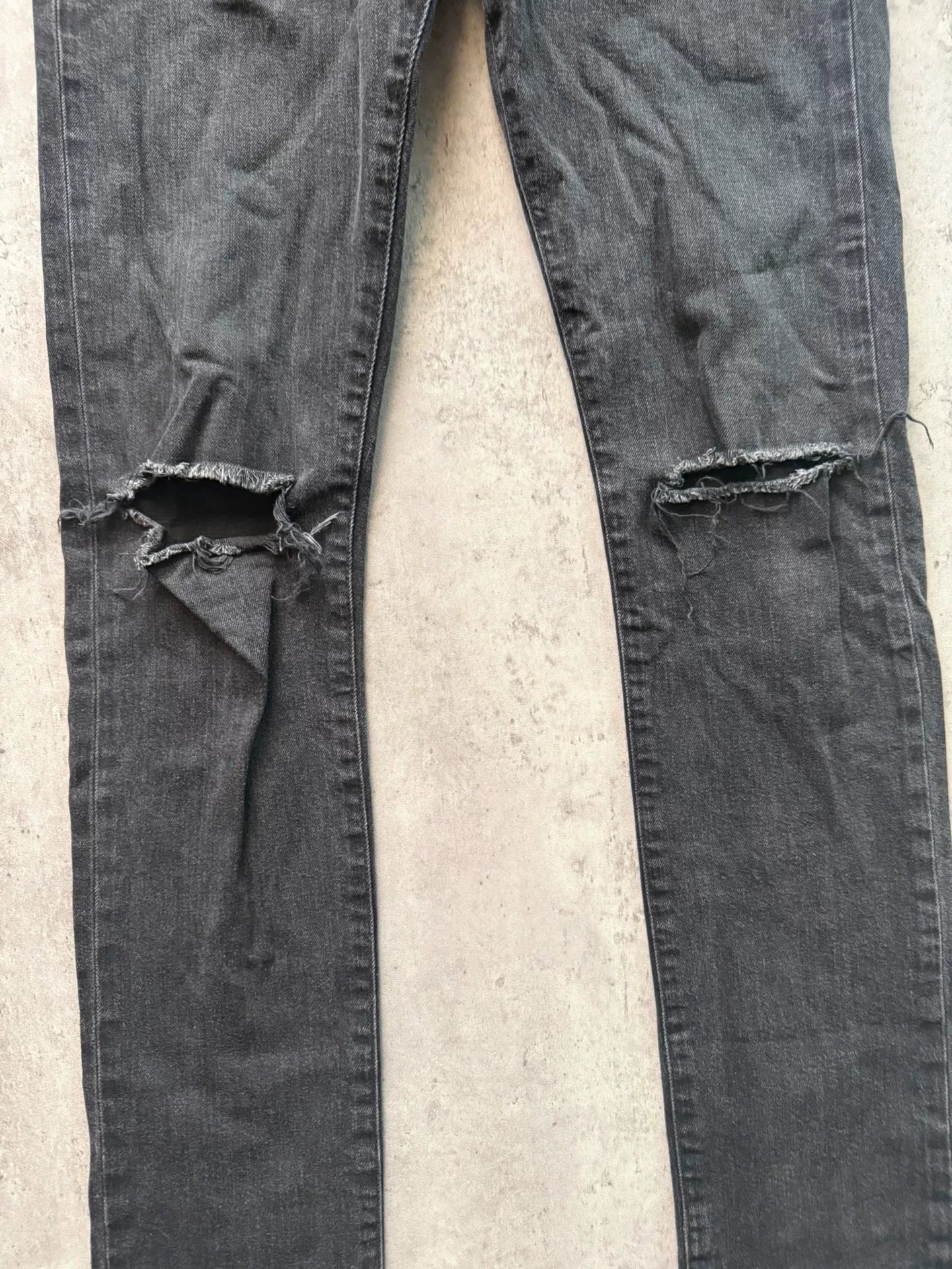 Saint Laurent Paris 14AW D02 Black Washed Distressed Jeans by Hedi Slimane