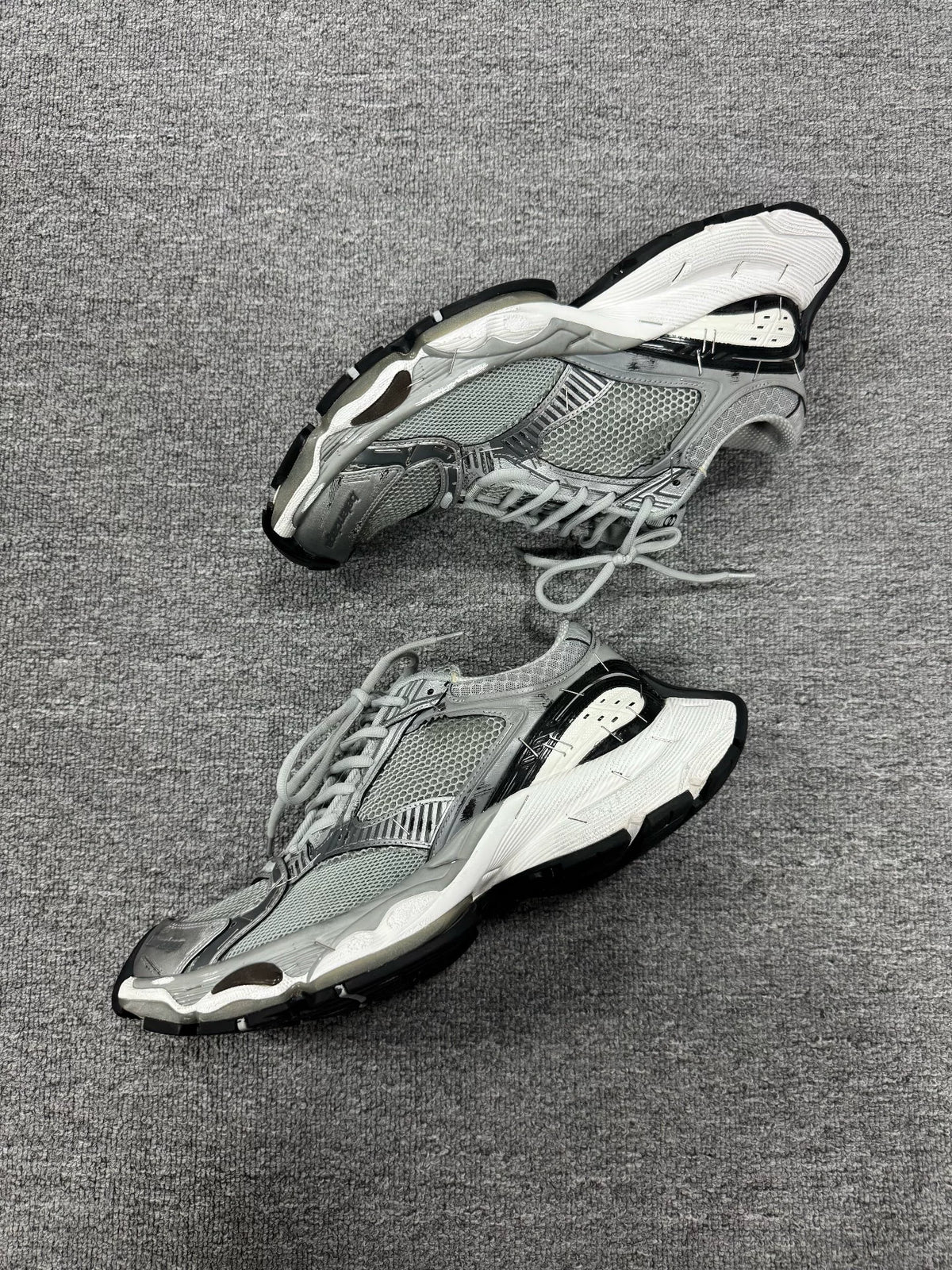 Balenciaga STAPLER Grey Sneakers