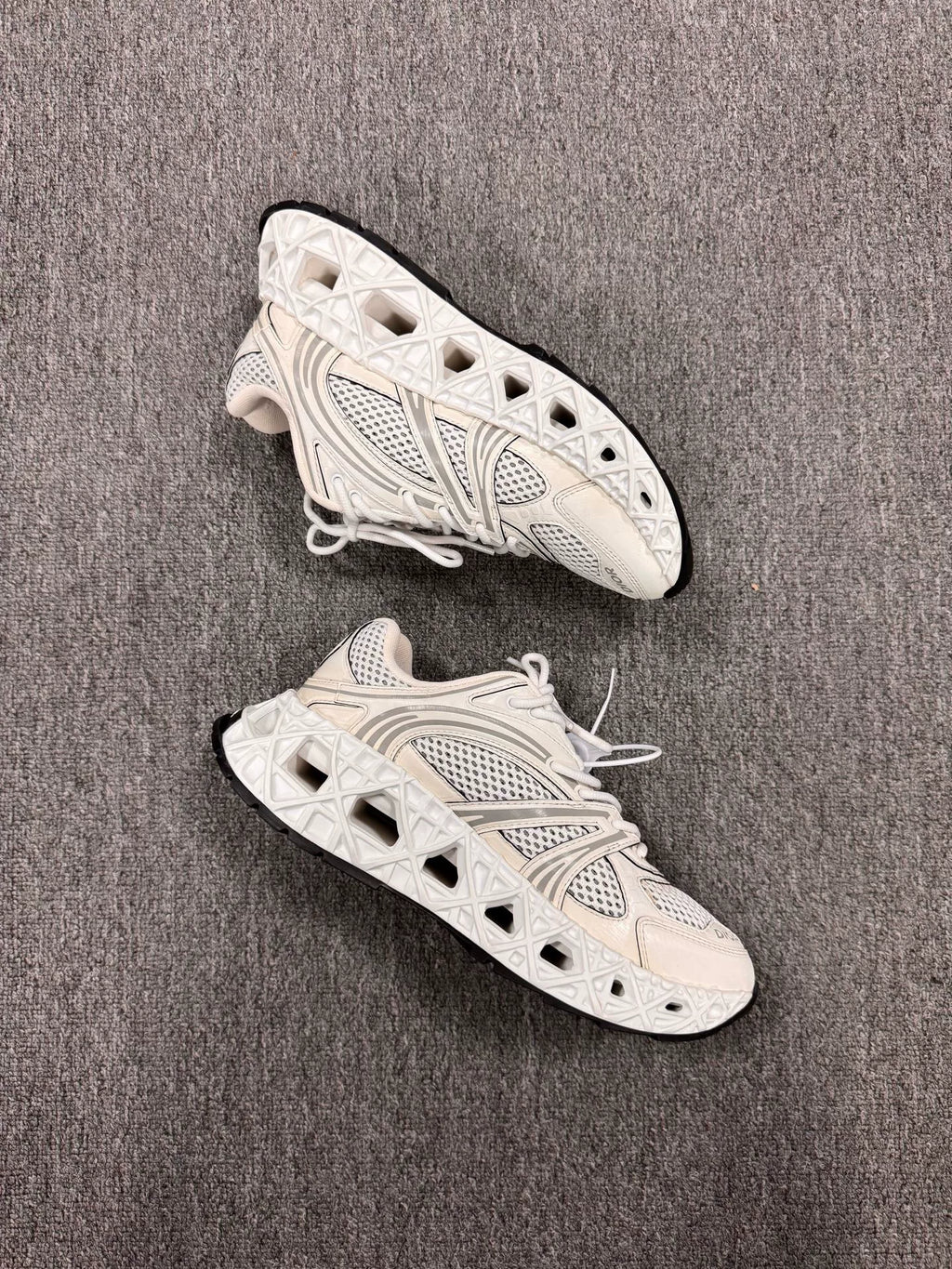 Dior B35 White Sneakers