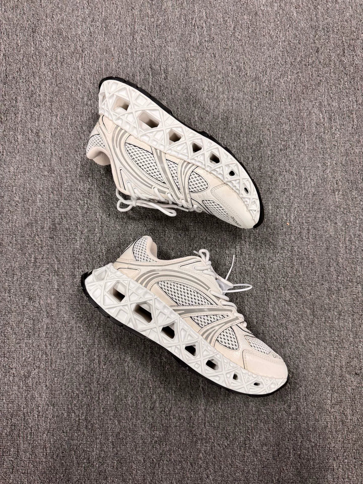 Dior B35 White Sneakers
