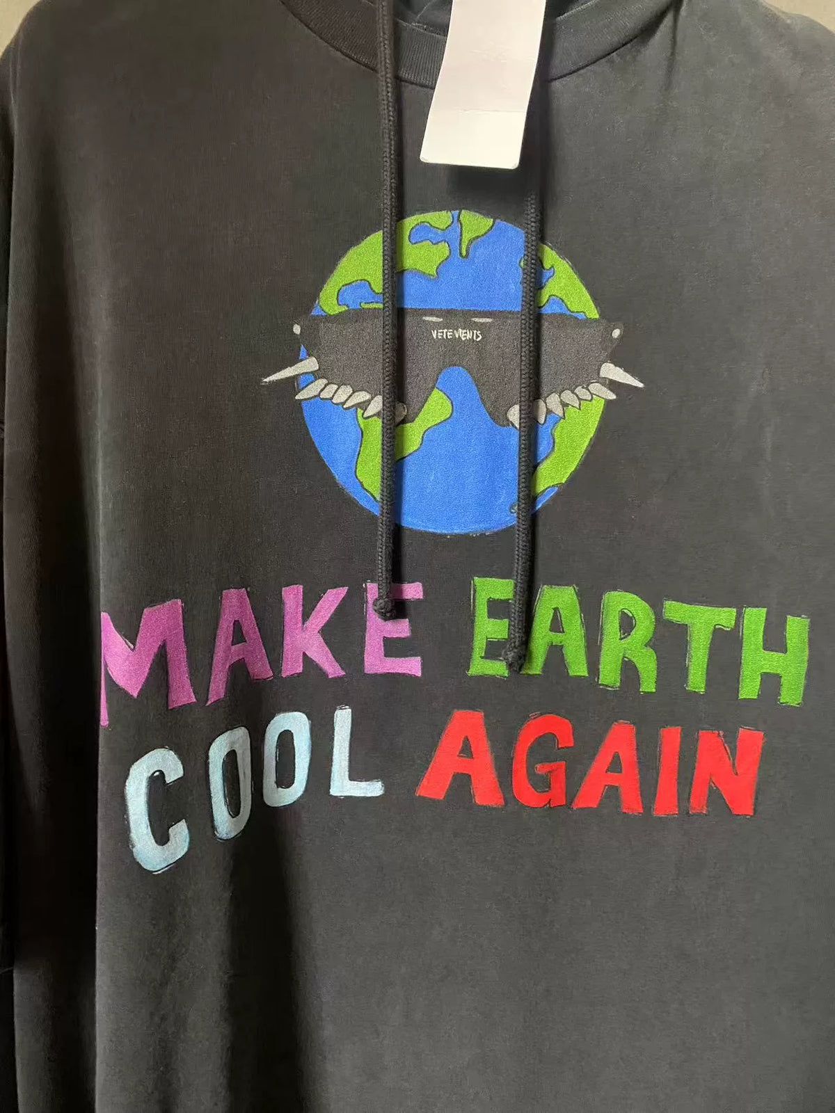 Vetements "Protect the Earth" double-layer hoodie