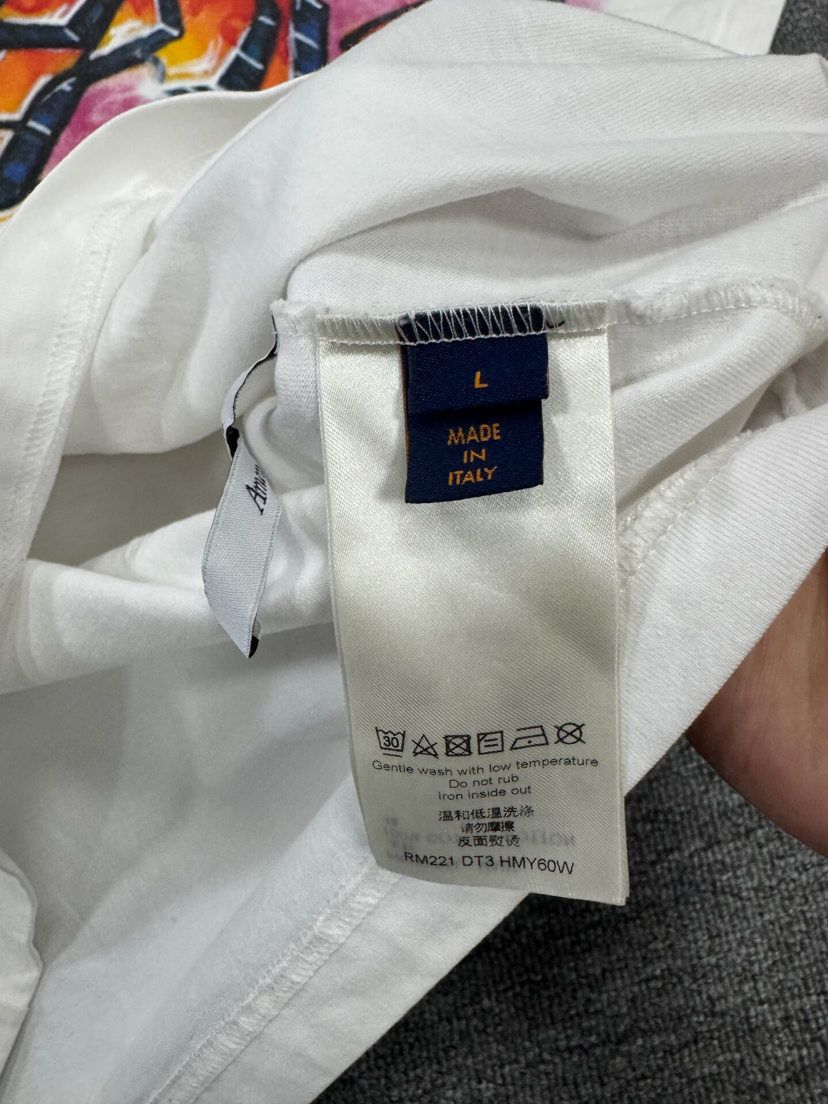Louis Vuitton White Logo Graffiti Short Sleeve T-Shirt