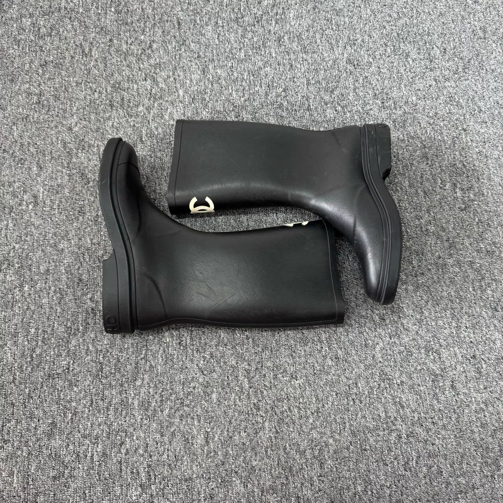 Chanel 25S Double C Rubber Tall Boots