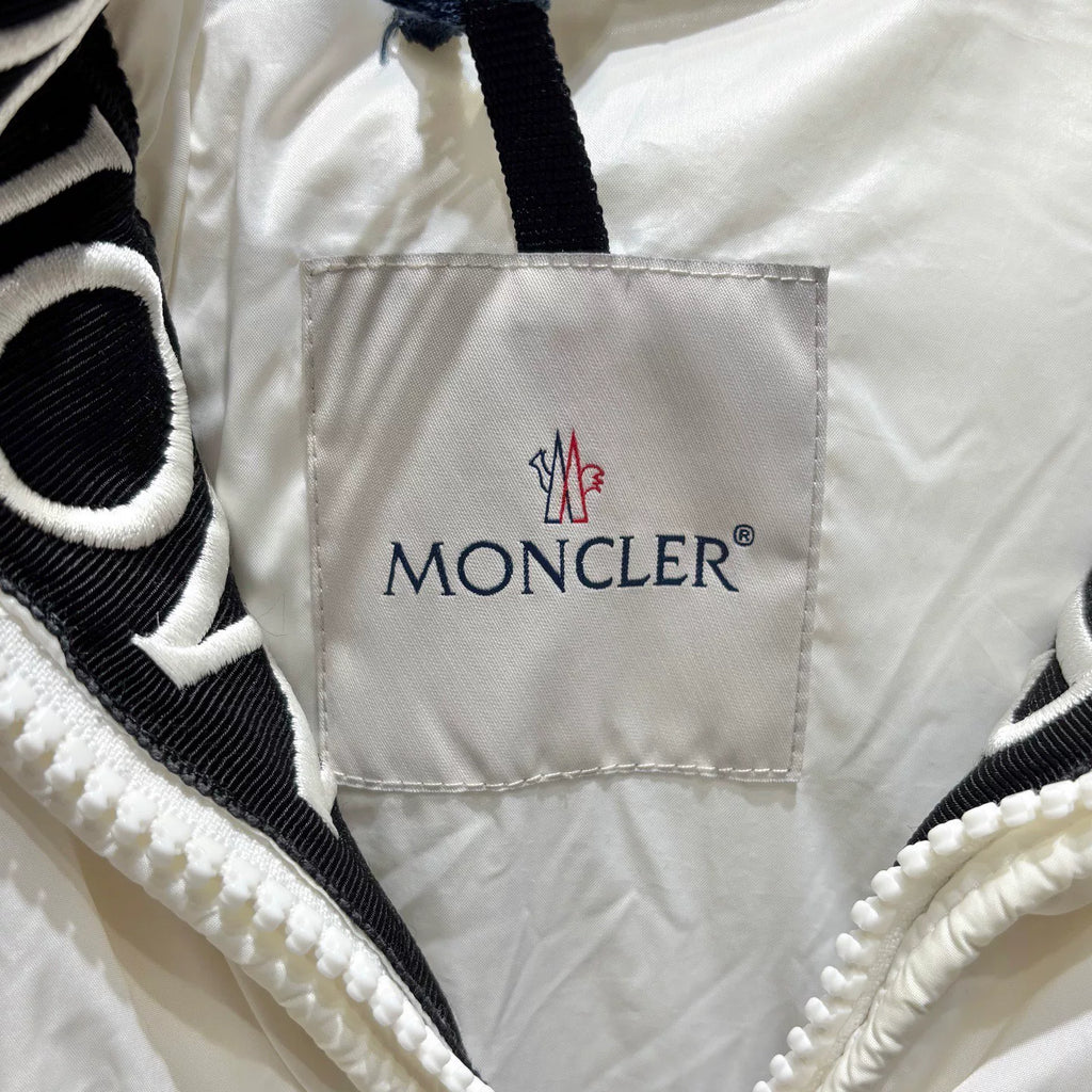 Moncler Baronnies White Heavy Letter Embroidery Logo Tape Zip-Up Hooded Nylon Down Jacket