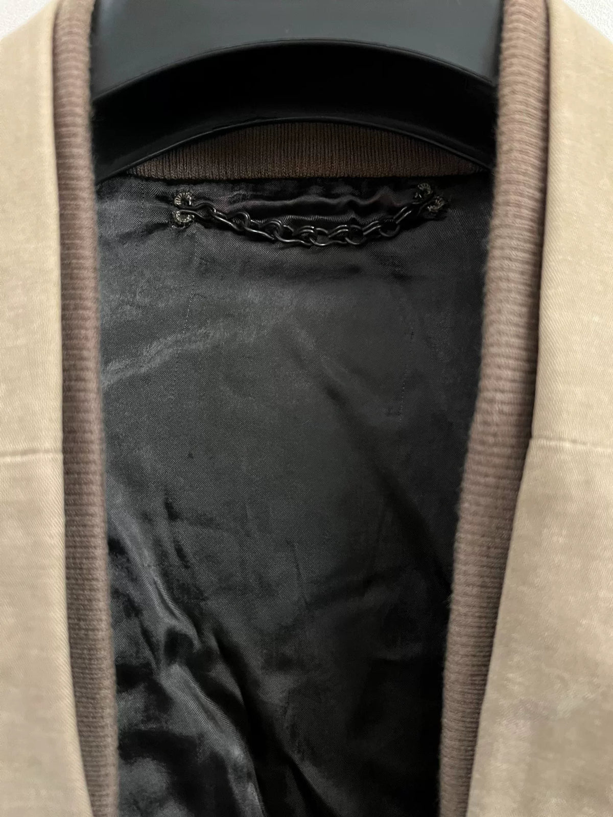 Julius_7 Short Cropped Asymmetric Cape Jacket