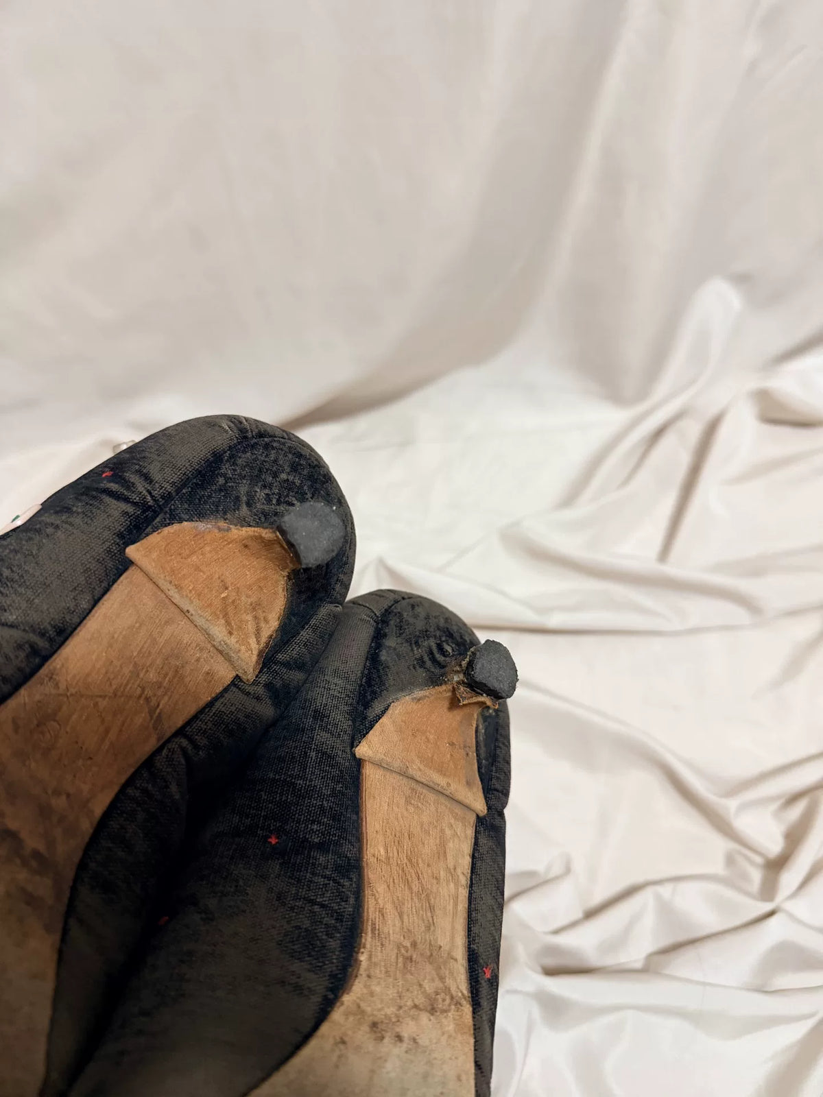Undercover but beautiful 2005 Takahashi Jun hand-sewn high heels