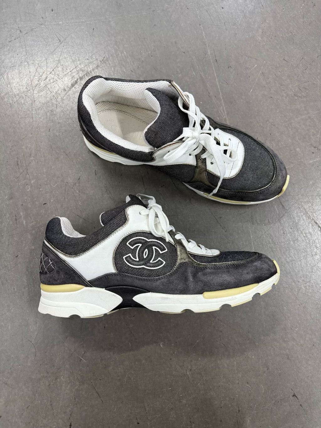 Chanel CC logo Black Sneakers