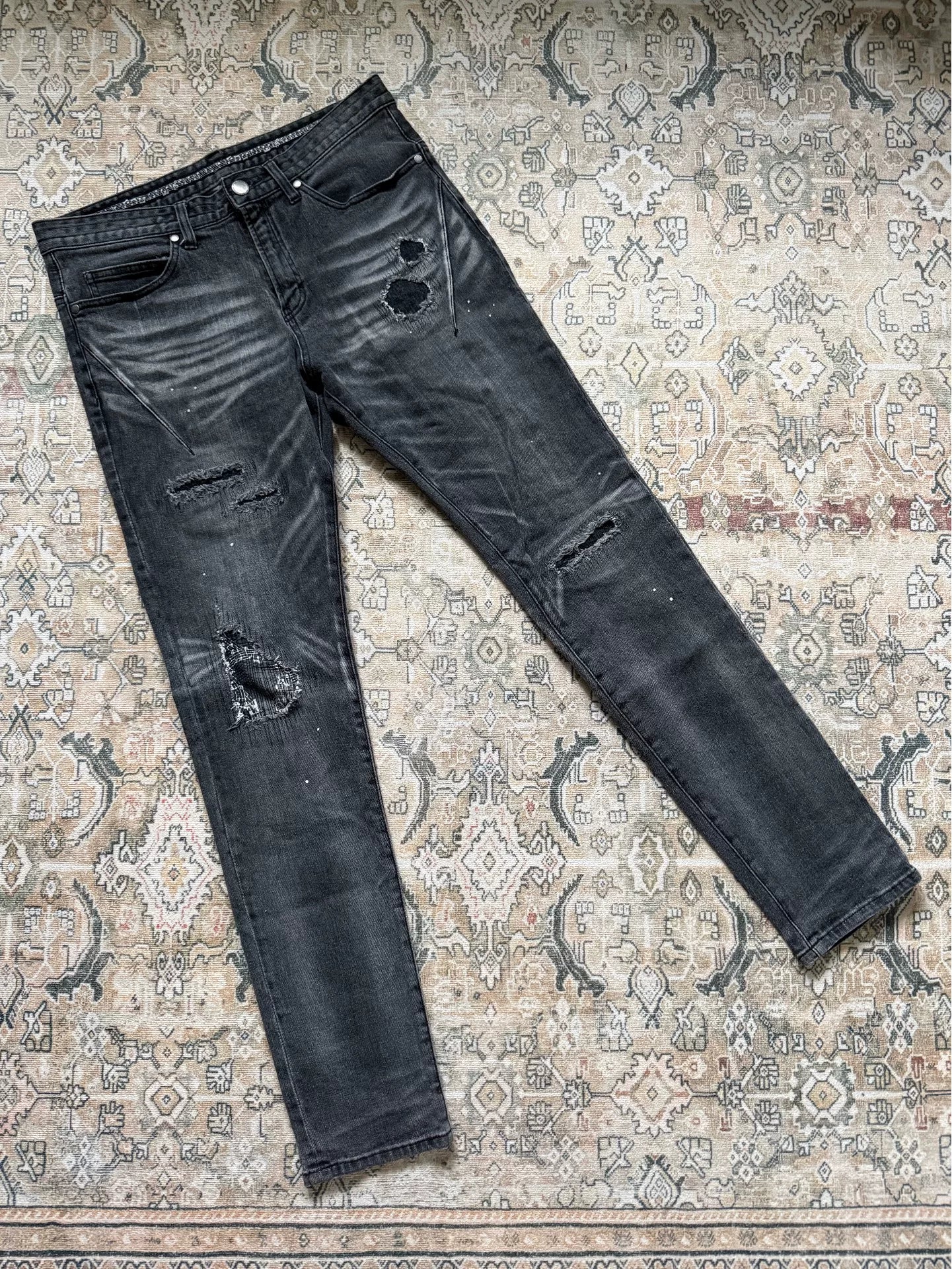 NUMBER NINE Distressed Patch Note Jeans