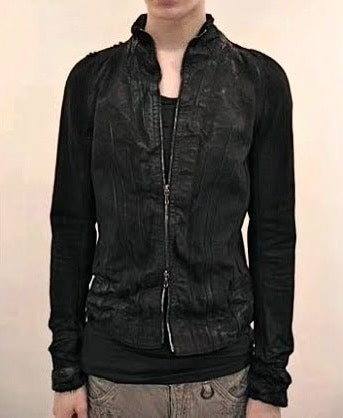 Julius_7 Brushed Wax-Coated Distressed Denim Jacket