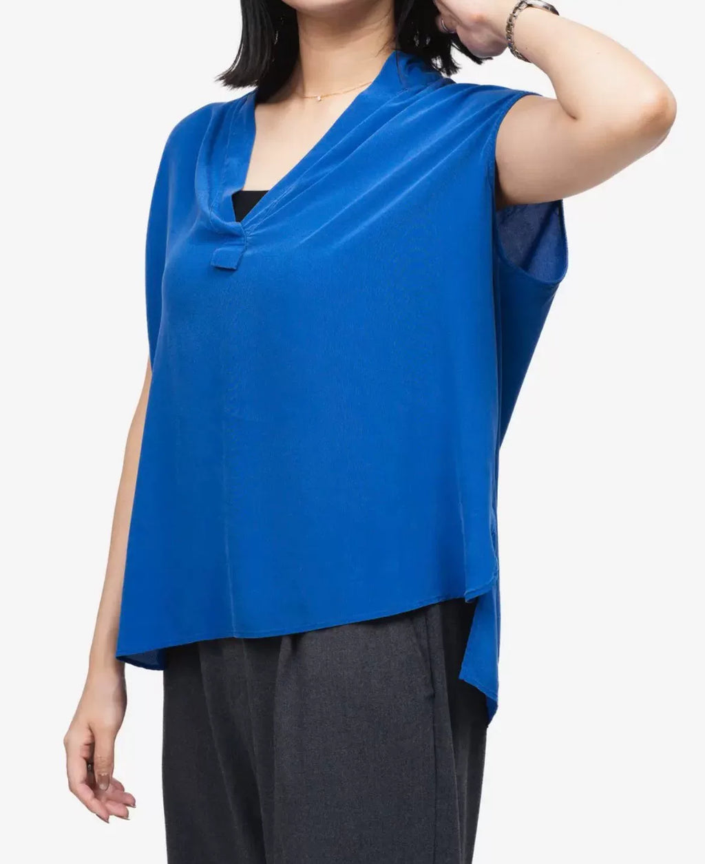 HERMES Silk V-Neck Sleeveless Shirt