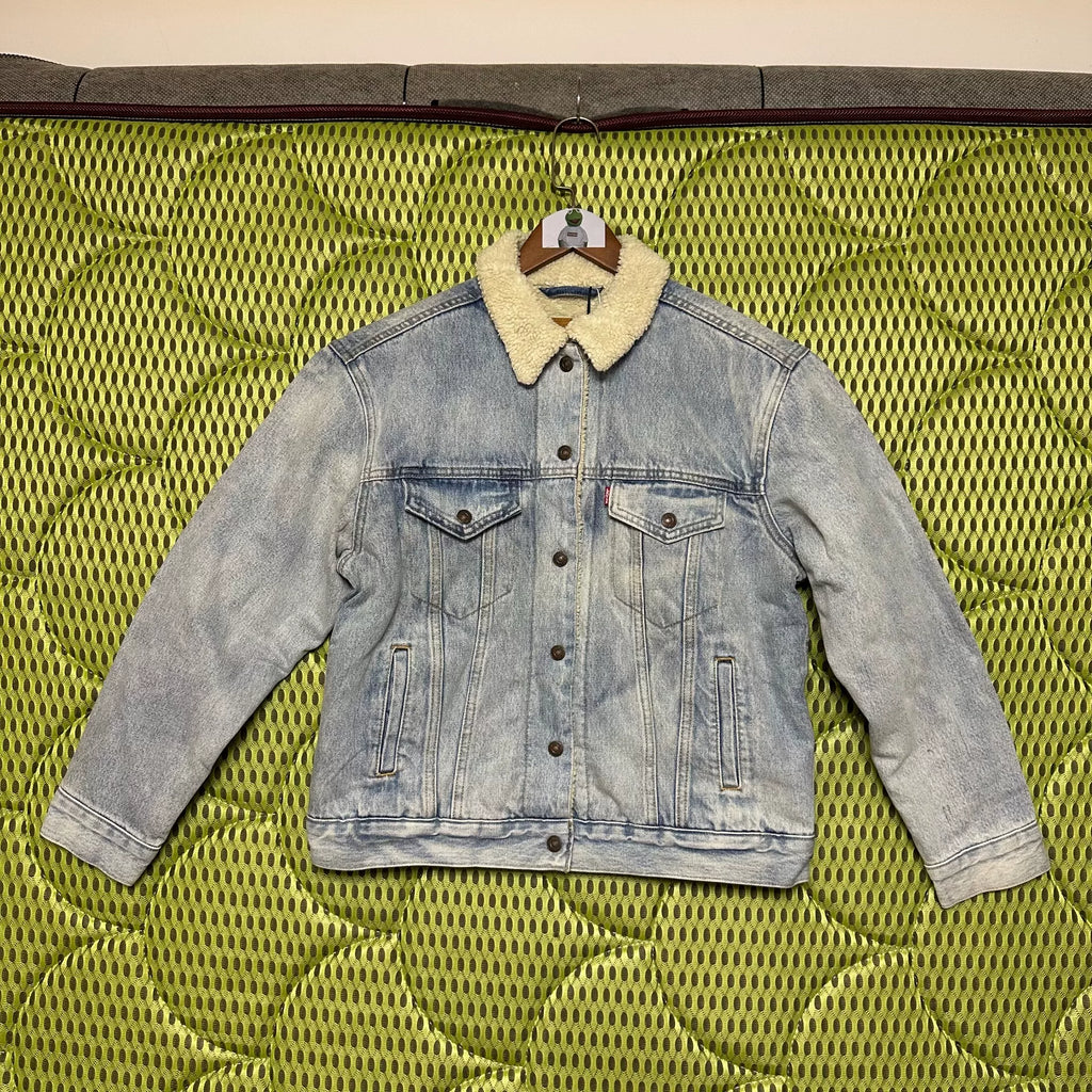 Levi's × Disney EX-BOYFRIEND TRUCKER Jacket
