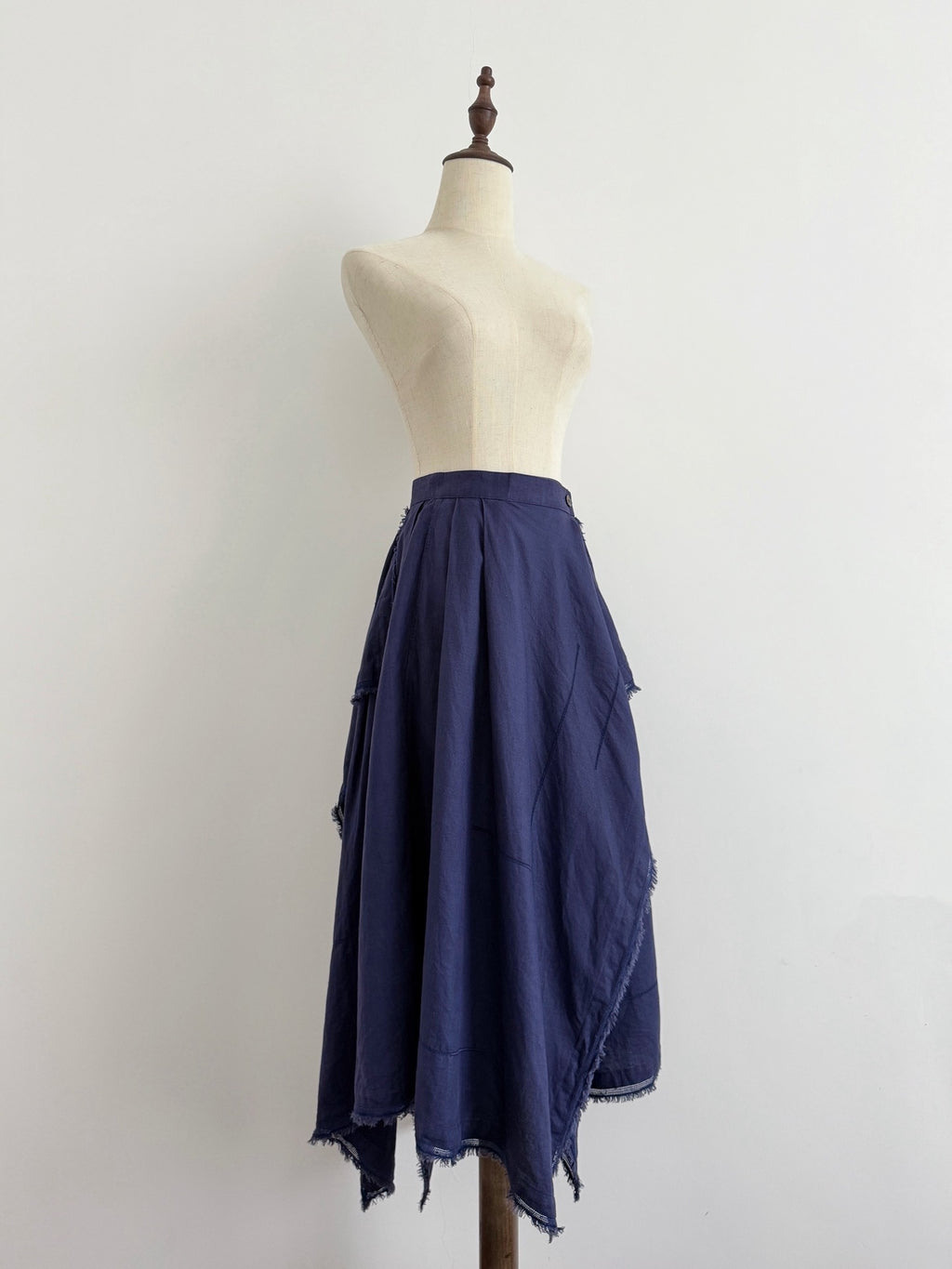 Issey Miyake 1980s Asymmetric Cotton Linen Skirt - Devines