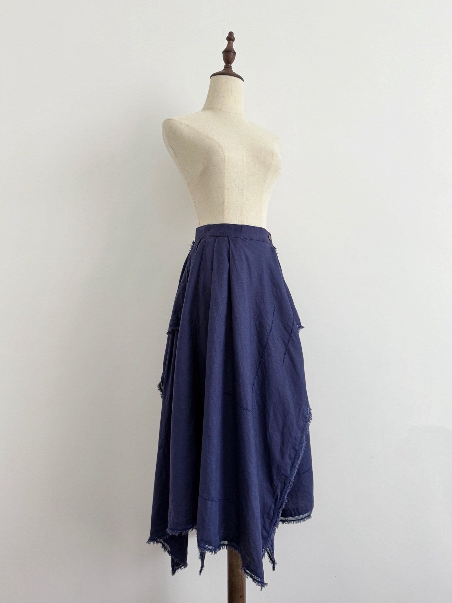 Issey Miyake 1980s Asymmetric Cotton Linen Skirt - Devines