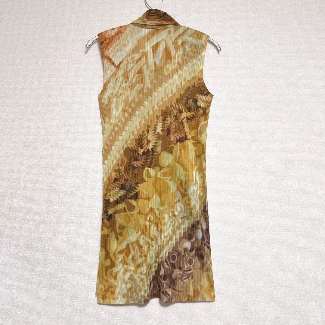 Issey Miyake Sleeveless Dress