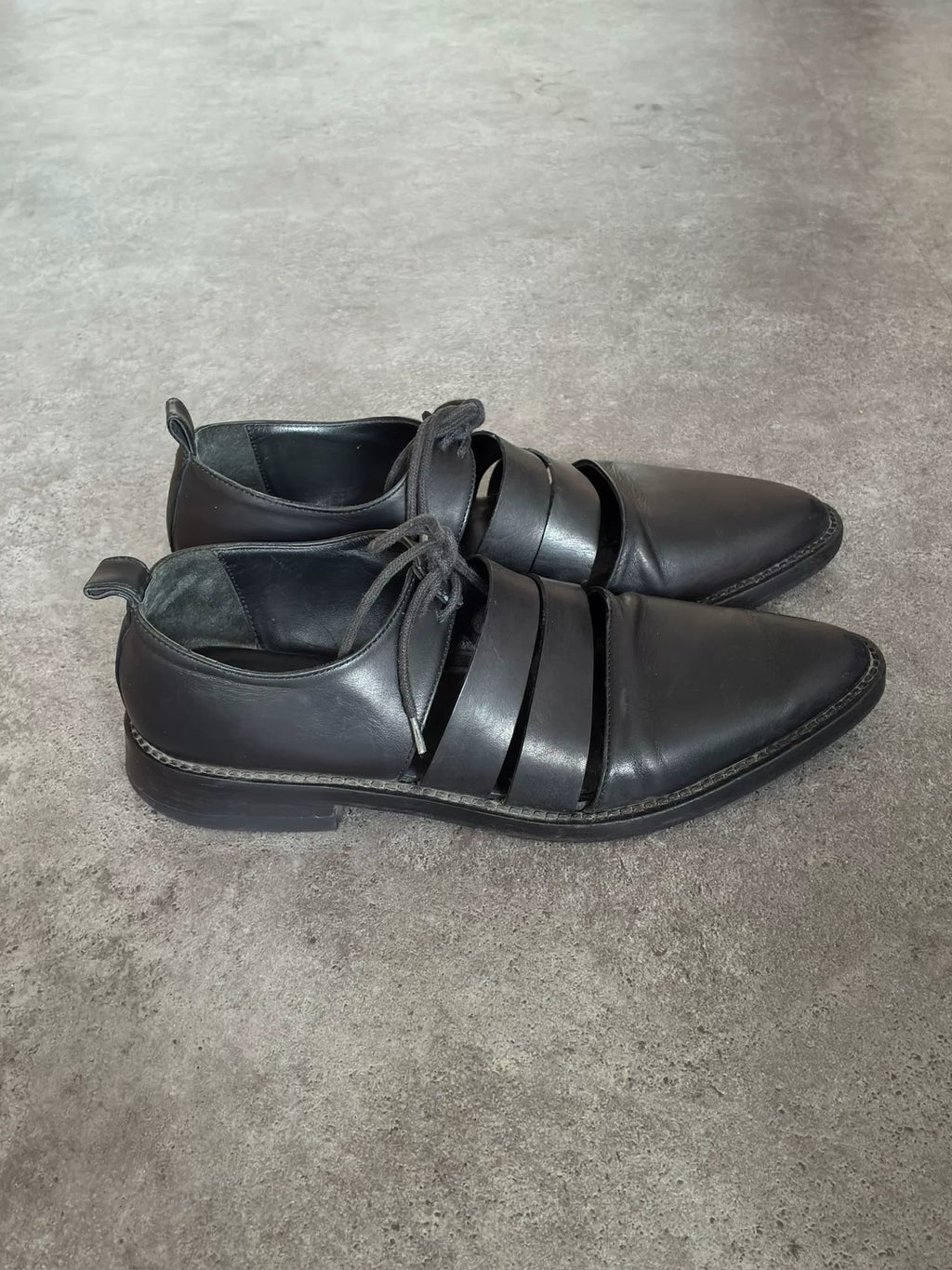 Ann Demeulemeester Pointed-Toe Derby Shoes