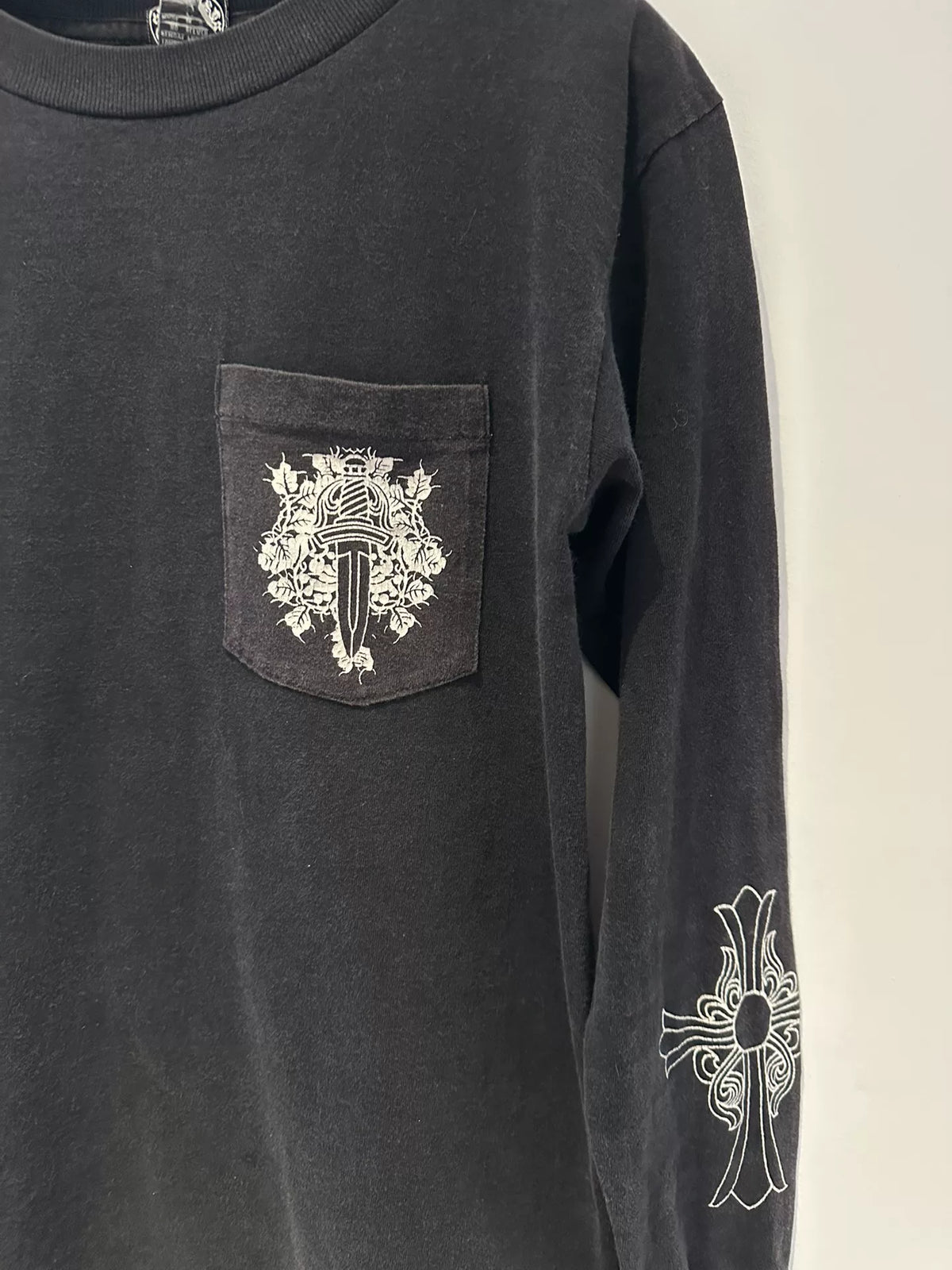 Chrome Hearts 1990s Gray Vine Sword Cross Horseshoe Print Long Sleeve Top