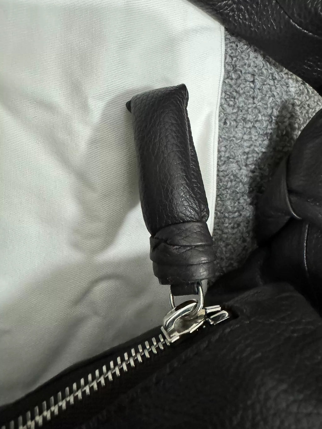 LEMAIRE Croissant Bag In Leather | Black