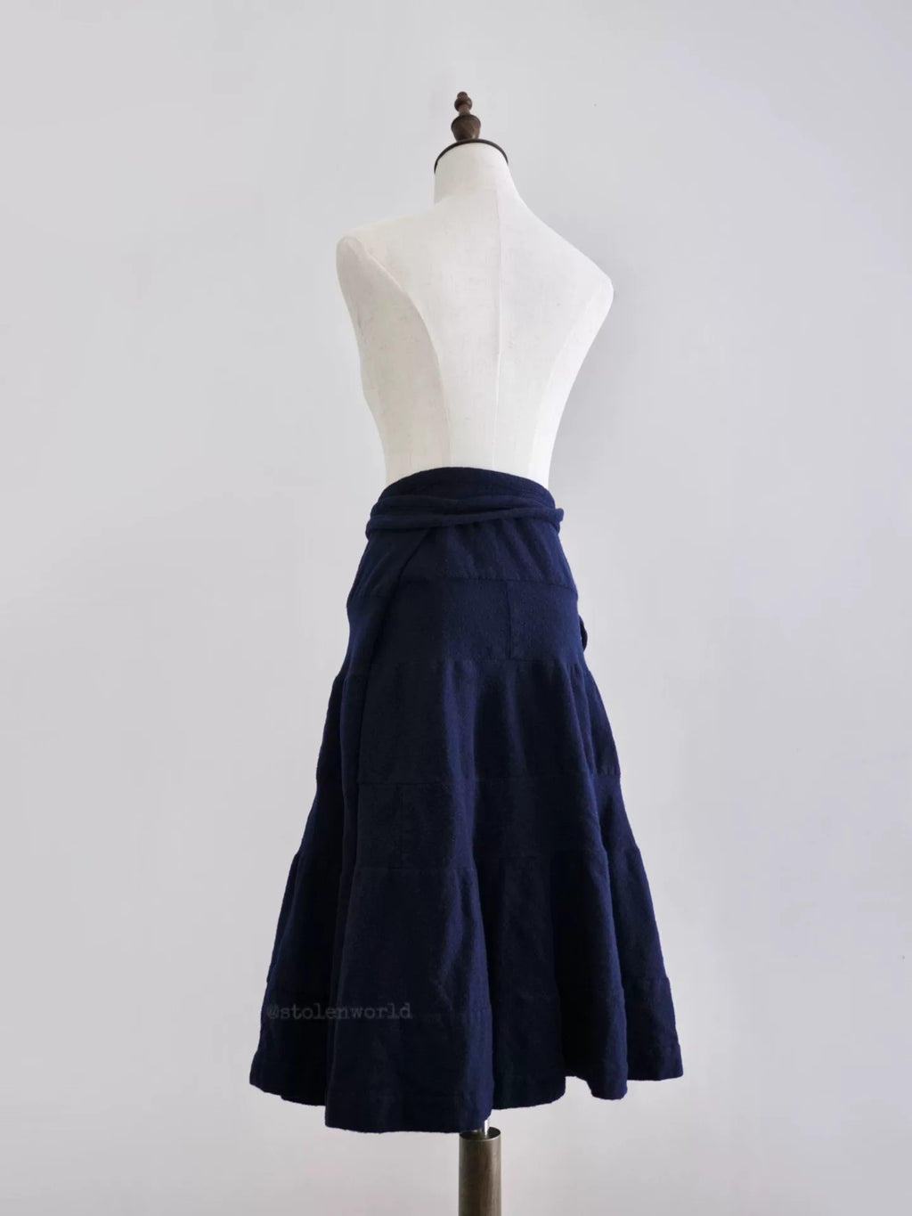Comme Des Garcons Shrunken Tie-Detail Tiered Navy Skirt - Devines