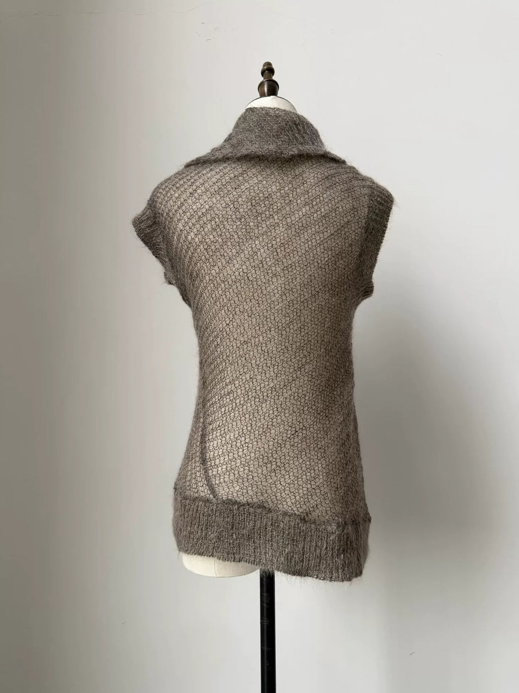 Issey Miyake Plantation line mock neck sleeveless knit vest