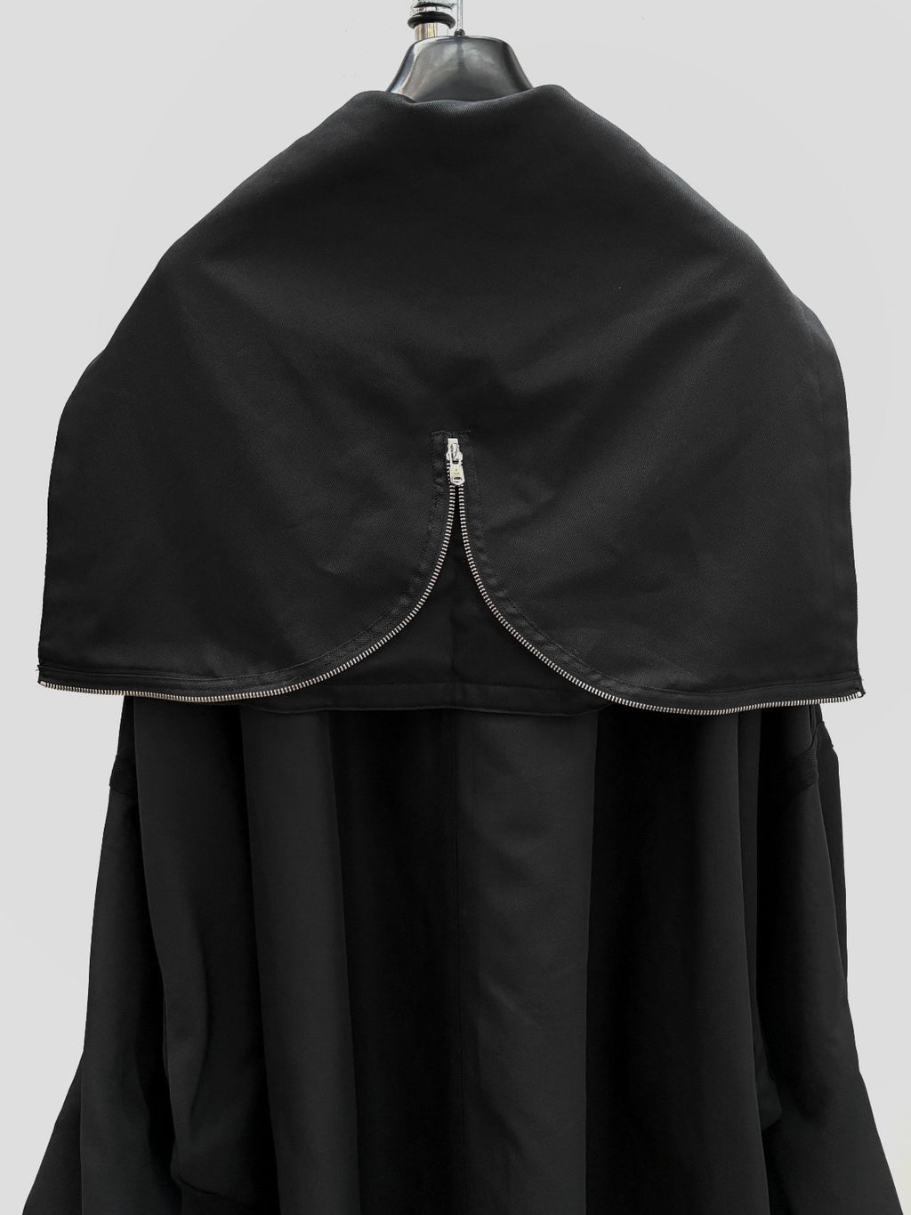 The Soloist SS22 Runway Reversible Cape Coat