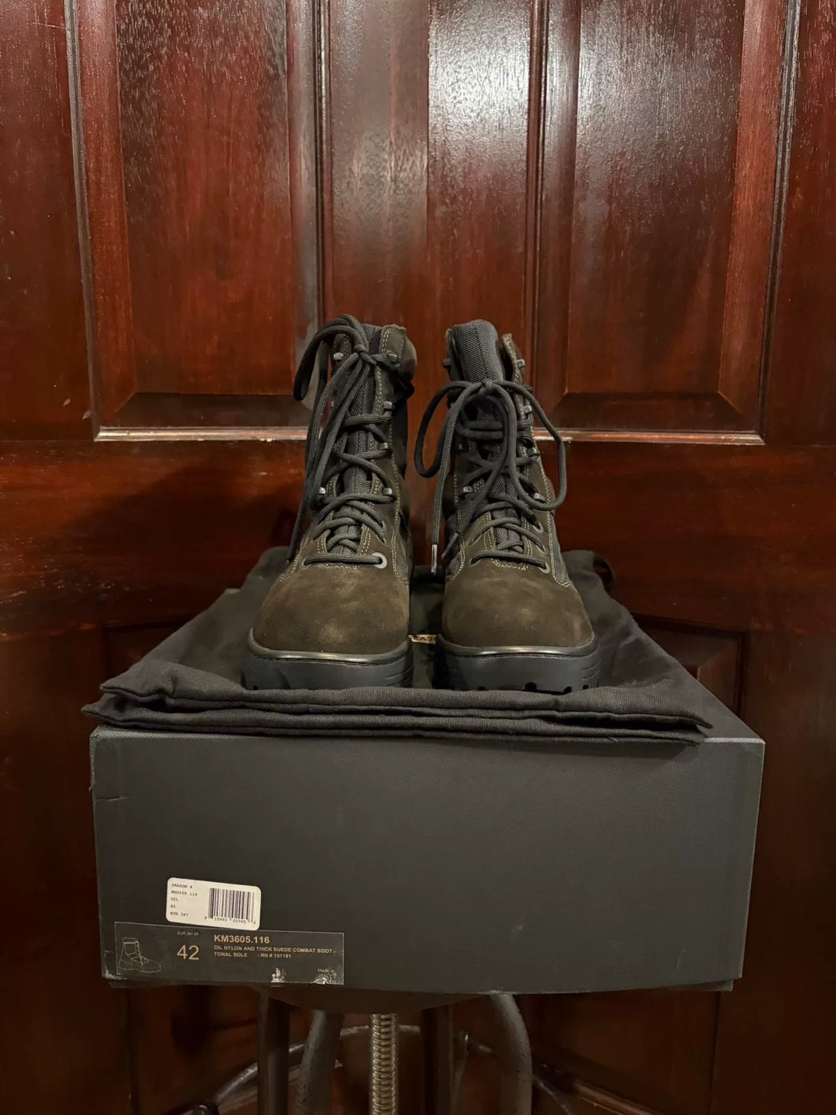 Yeezy SEASON 4 Oil COMBAT Olive Suede Boots