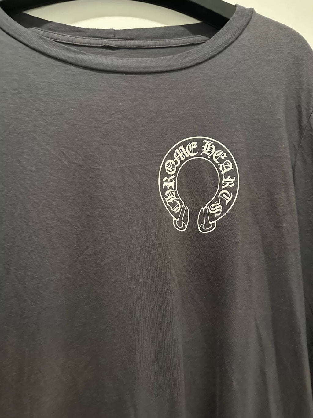 Chrome Hearts gray arm Sanskrit horseshoe T-bar long-sleeve shirt