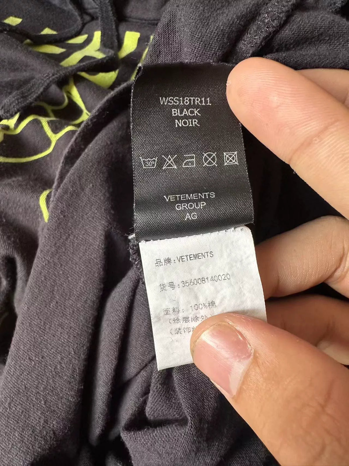 Vetements thin 18SS upside-down person hoodie