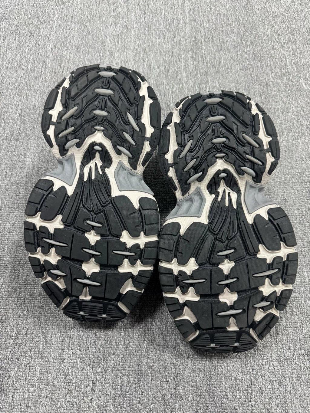 Balenciaga 6XL Grey Sneakers