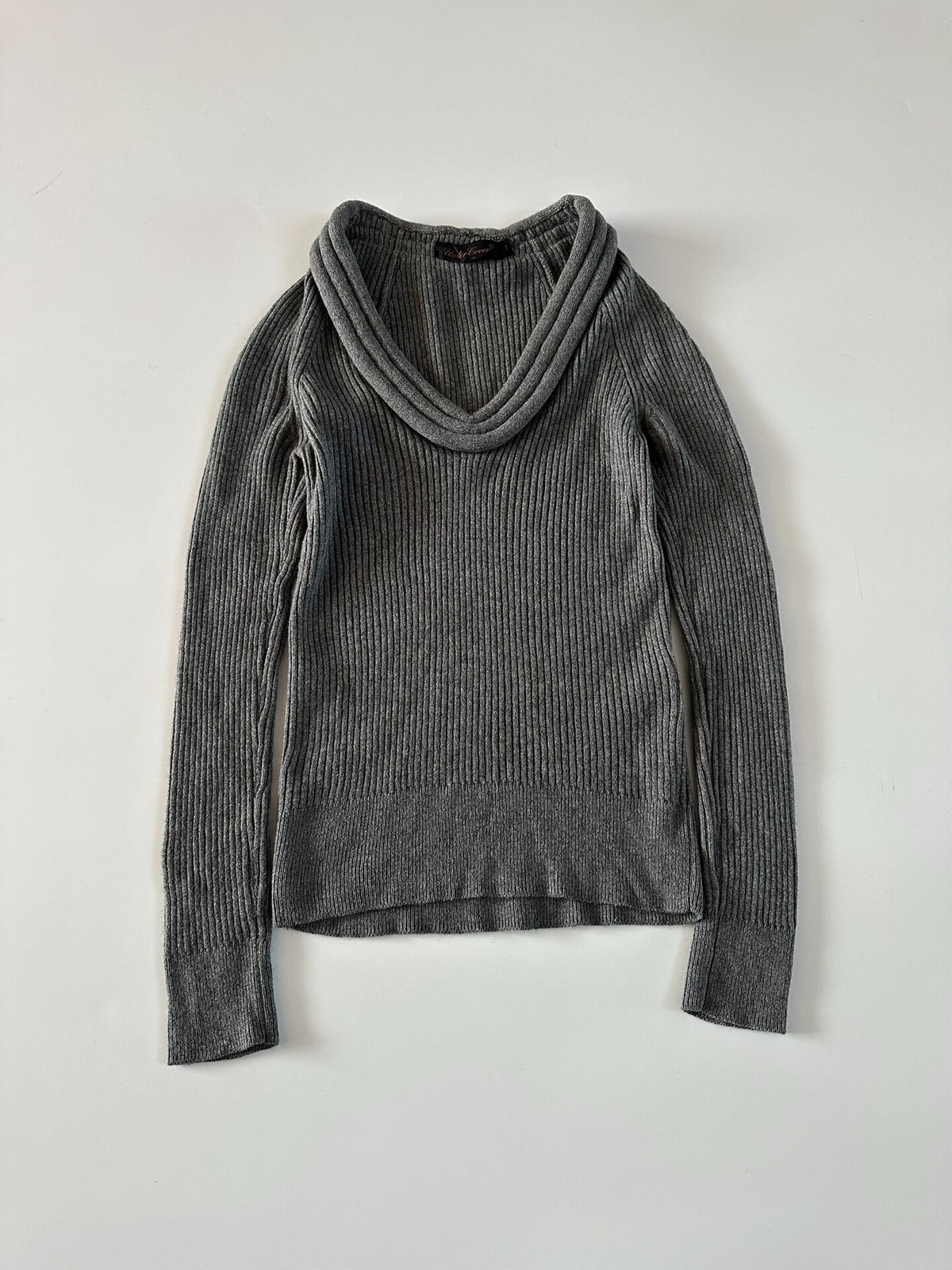 Undercover Takahashi Jun 2007 runway collection pullover sweater