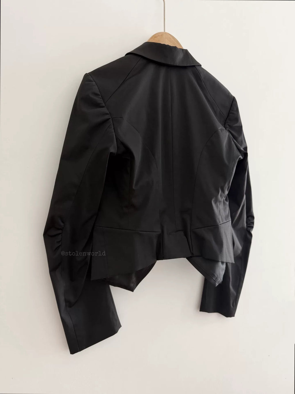 Comme Des Garcons Bent Sleeve Suit Jacket - Devines