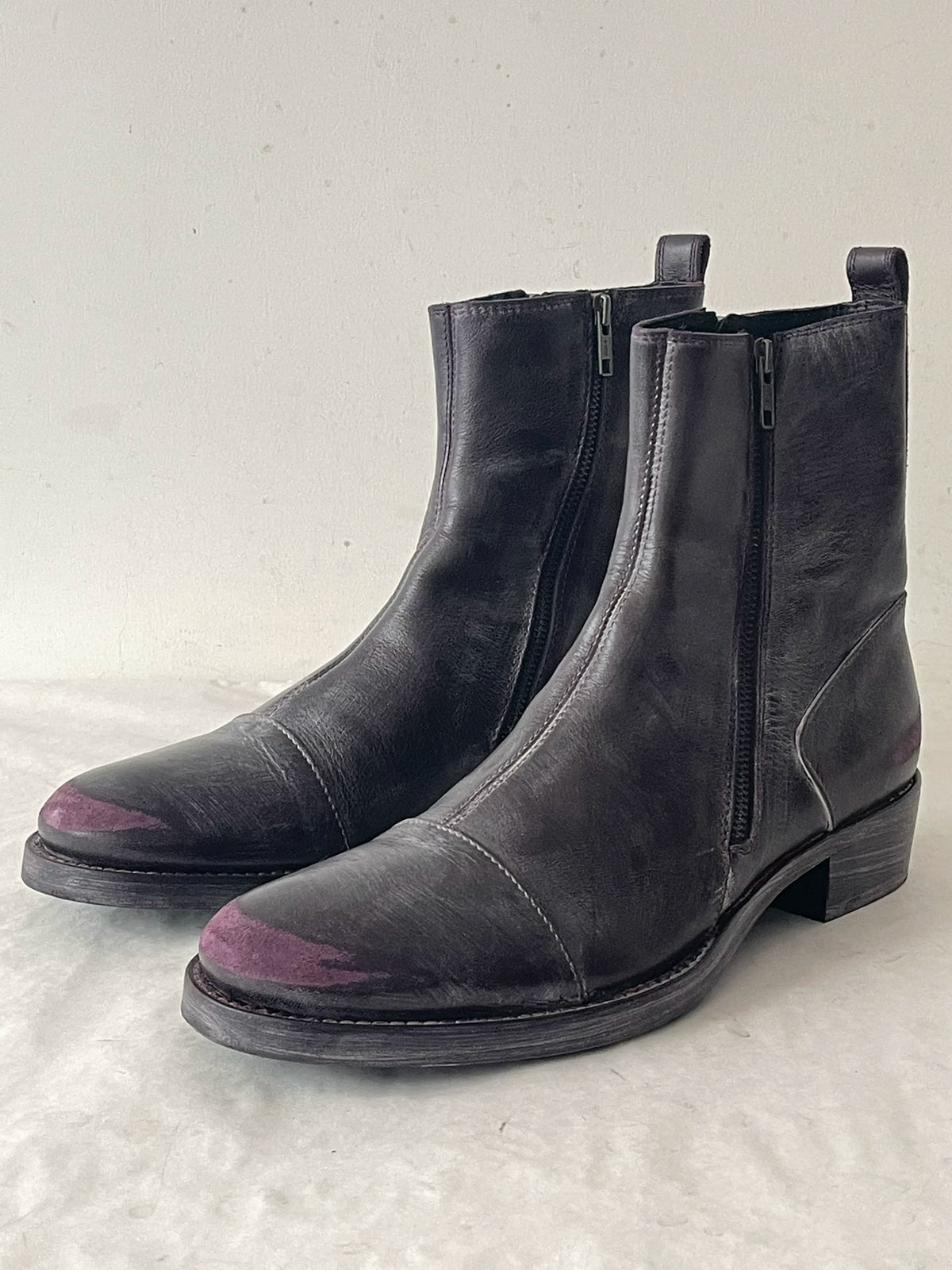 Ann Demeulemeester 08aw mineral purple distressed ankle boots