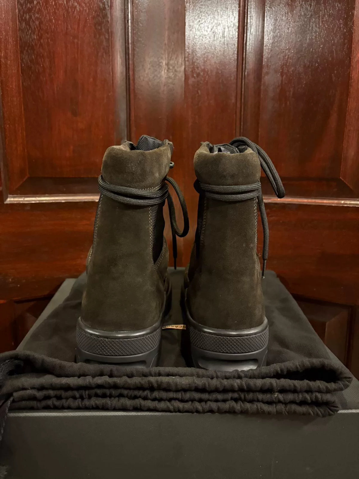 Yeezy SEASON 4 Oil COMBAT Olive Suede Boots