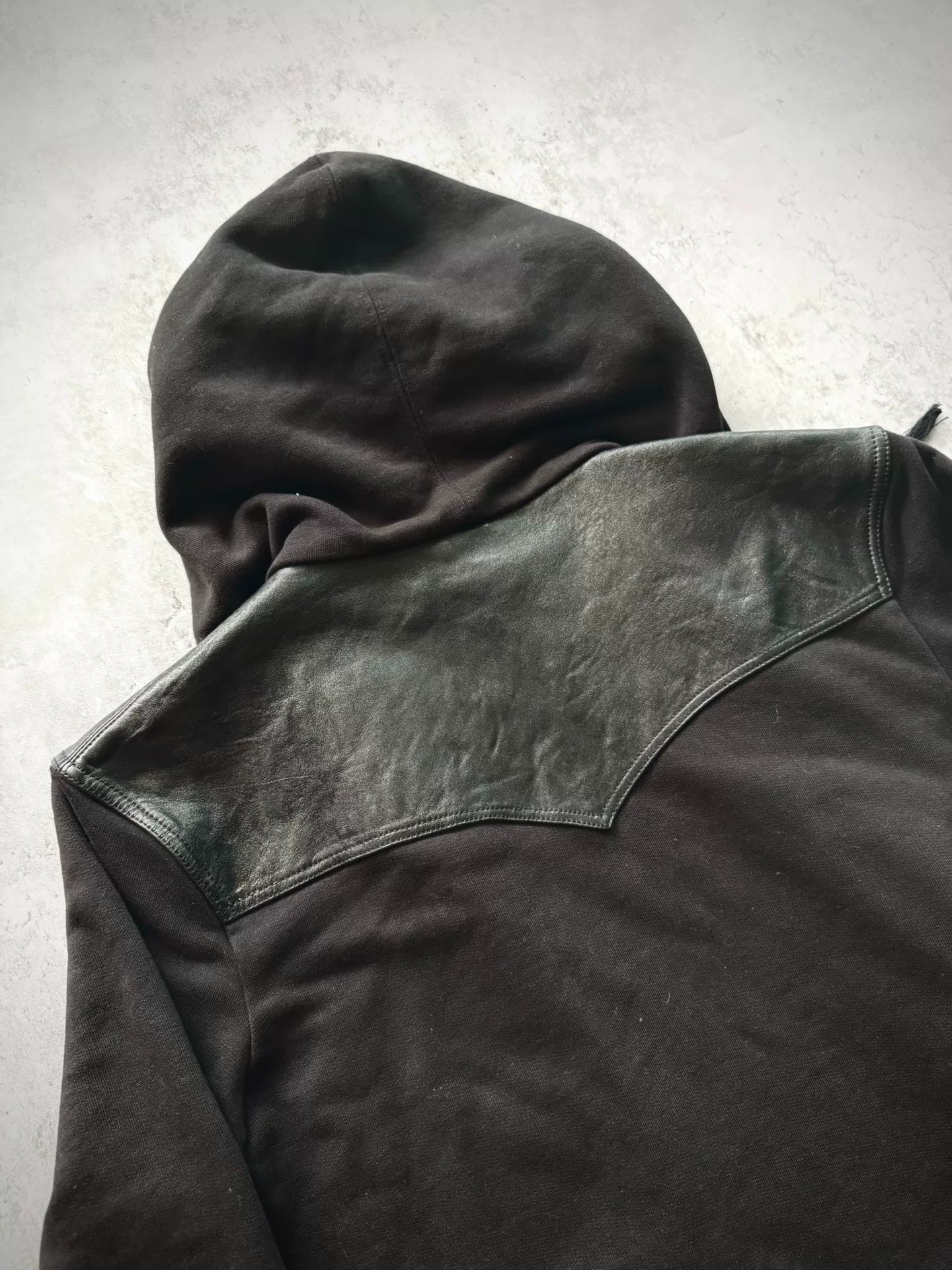 Saint Laurent 19AW Black Lambskin Fringe Drawstring Hooded Cardigan by Anthony Vaccarello