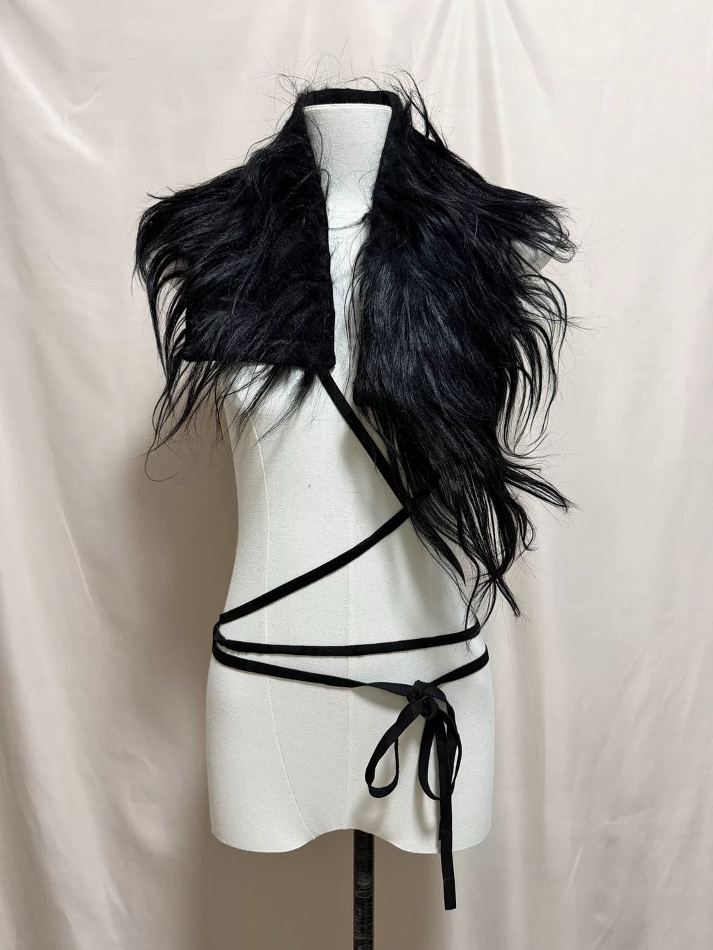 ann demeulemeester 2002aw fur shawl