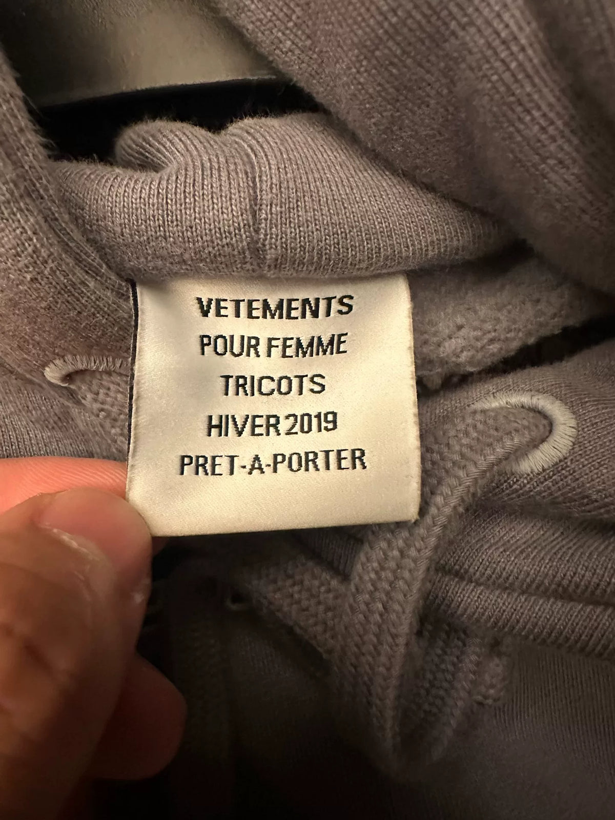 Vetements Slim Hug Me Sweatshirt